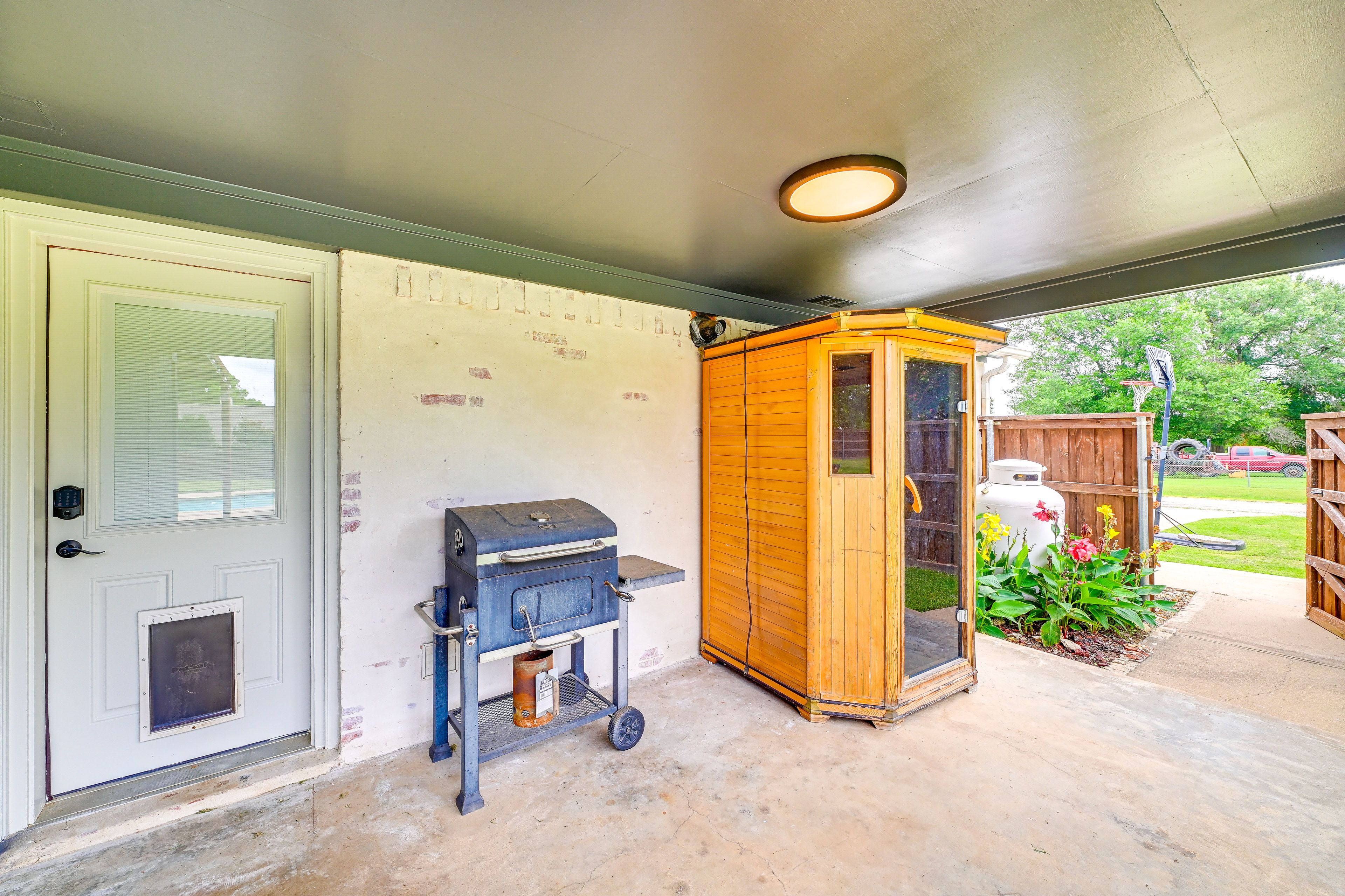 Additional Patio | Charcoal Grill | Sauna