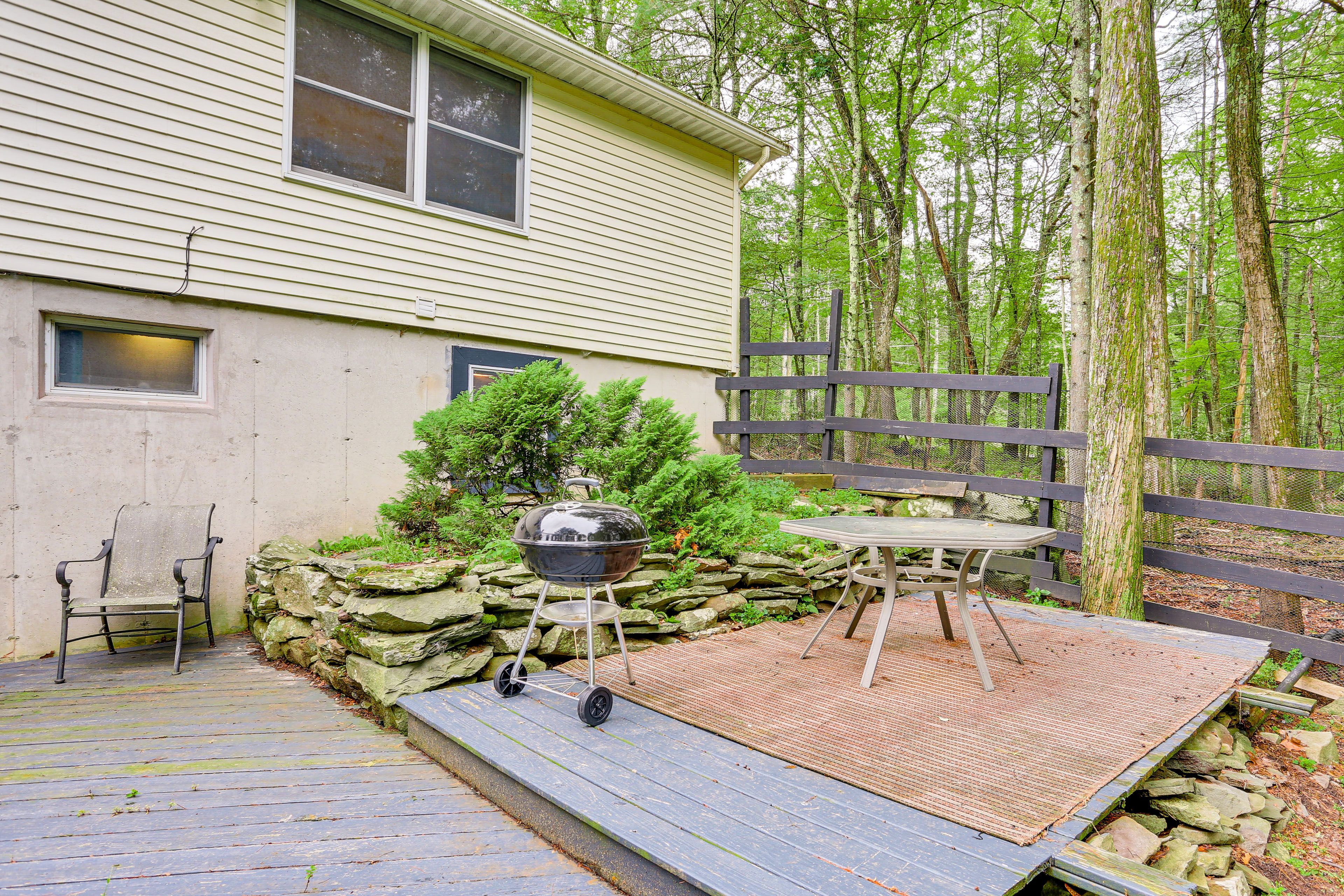Patio | Charcoal Grill