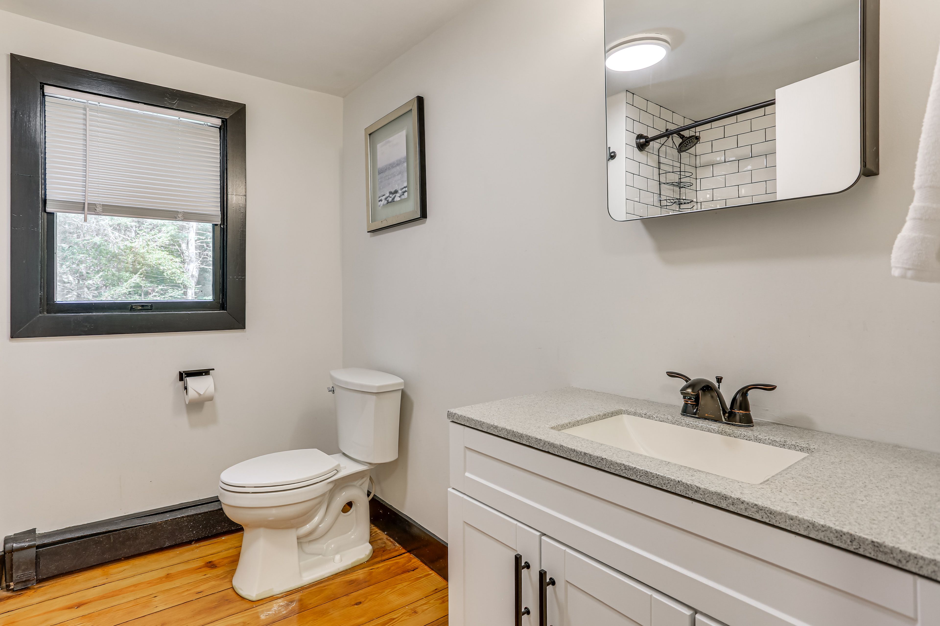 Full Bathroom | 1st Floor | Shower