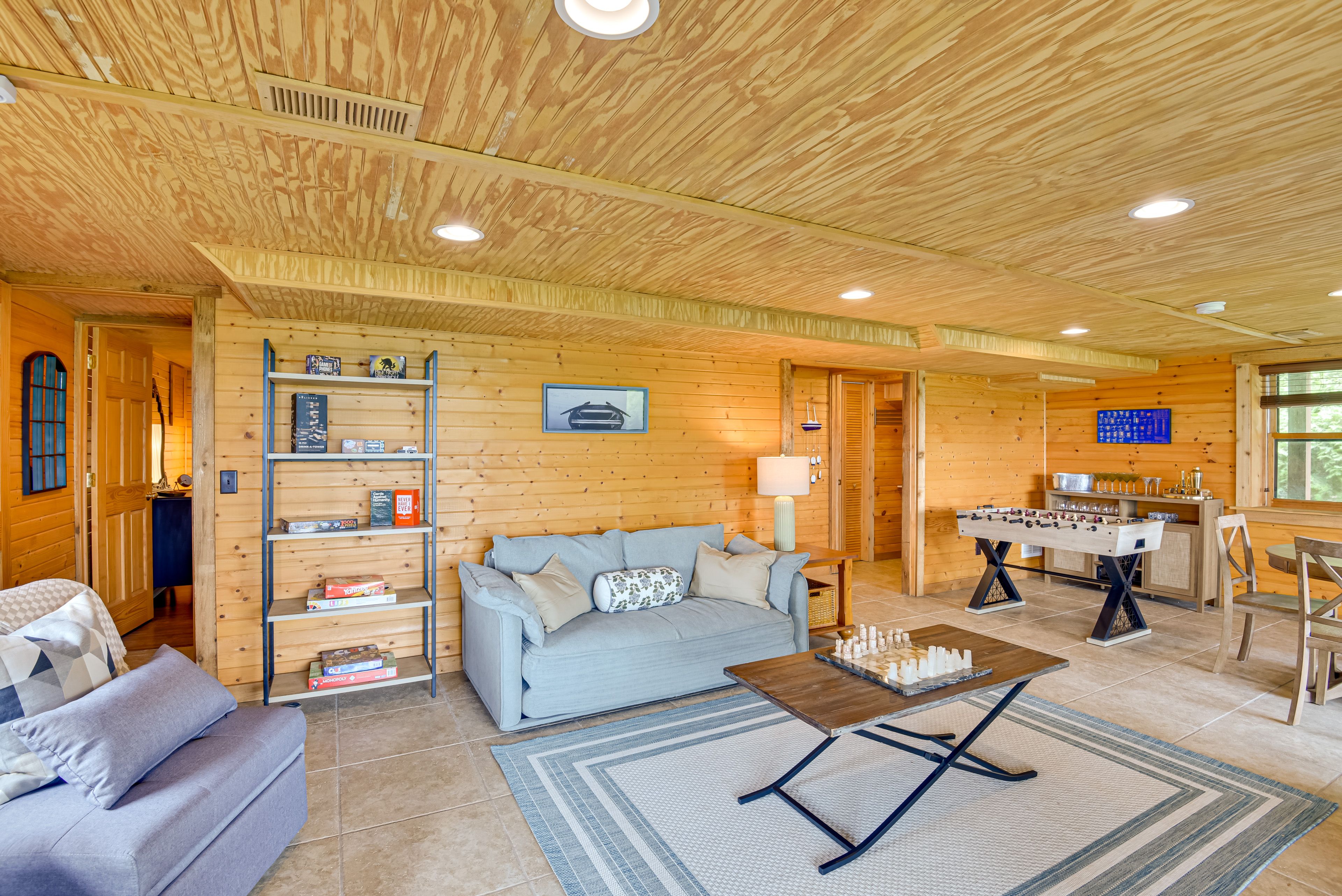 Game Room | Lower Level