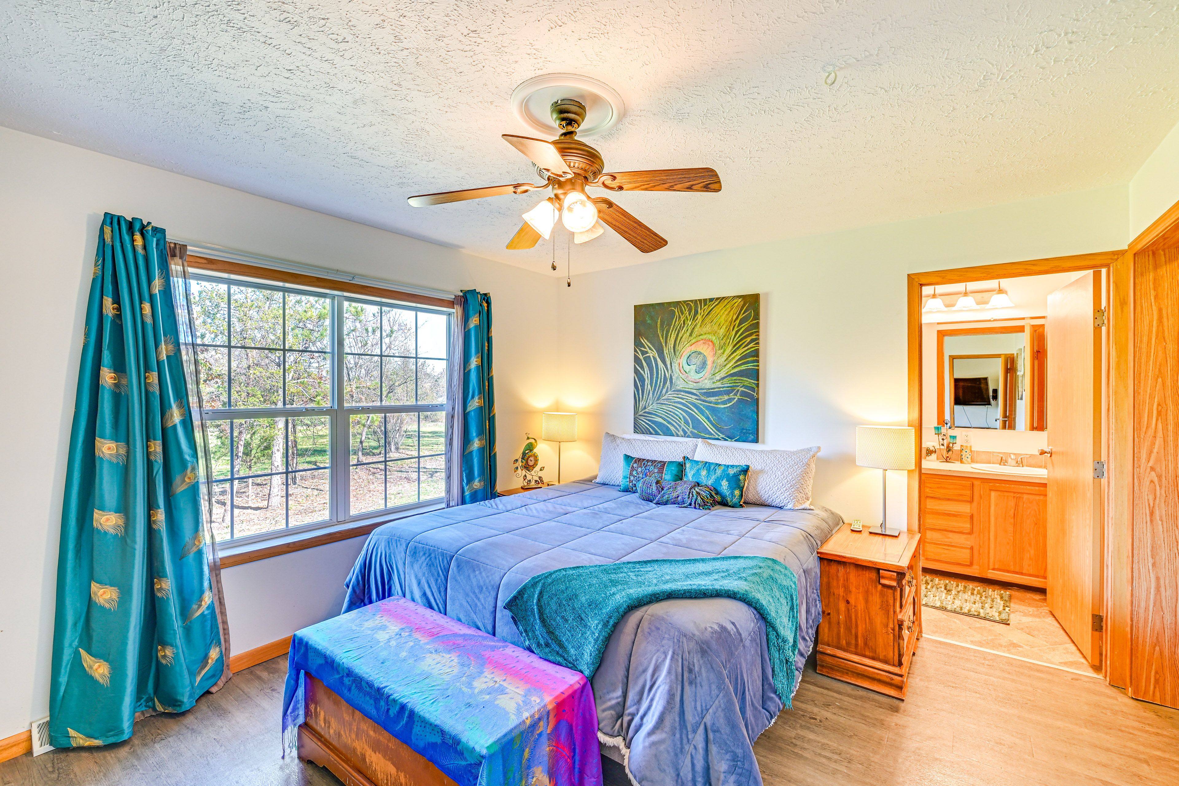 Bedroom 1 | King Bed (2 Combined Twin XL Beds) | Linens Provided