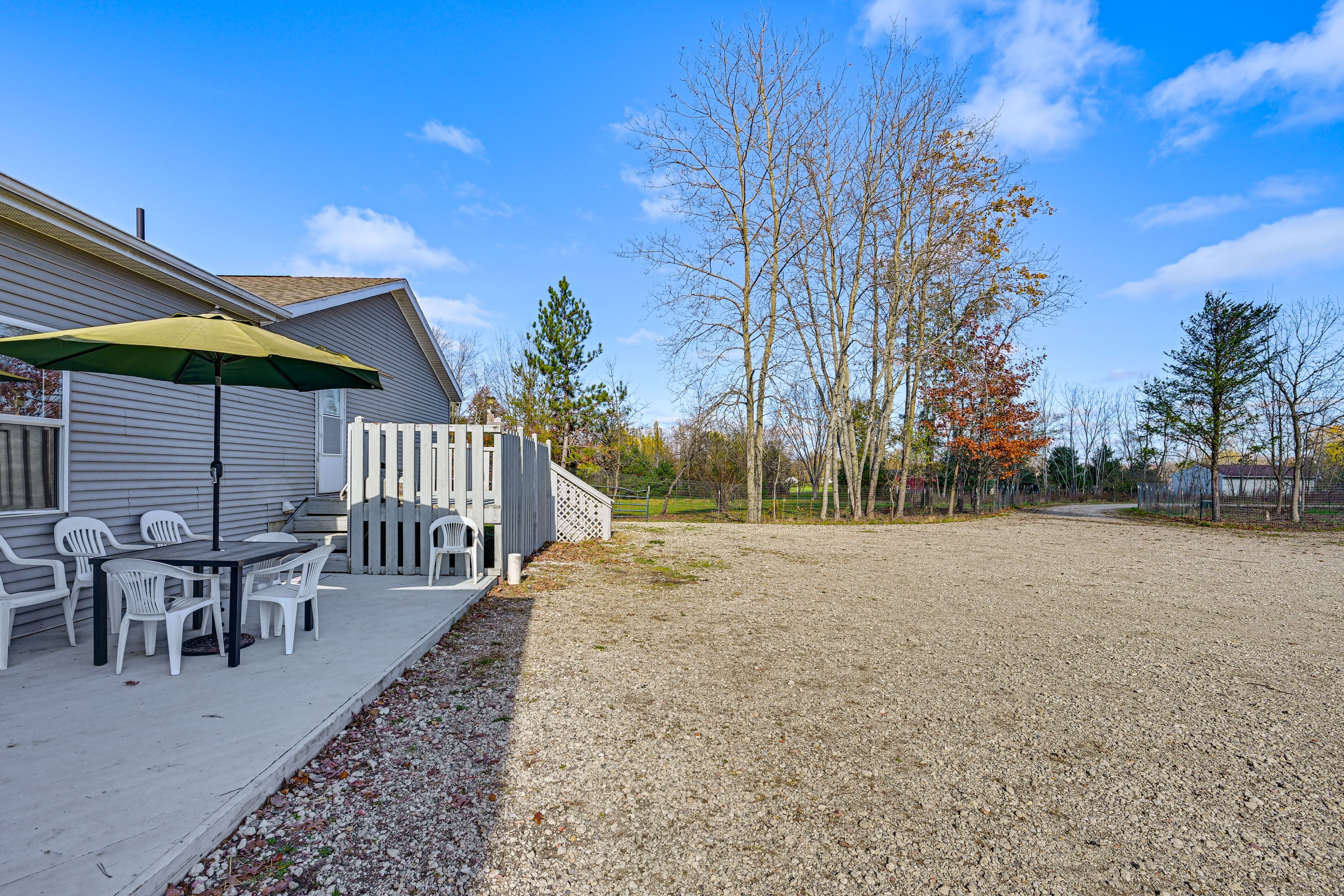 Furnished Patio