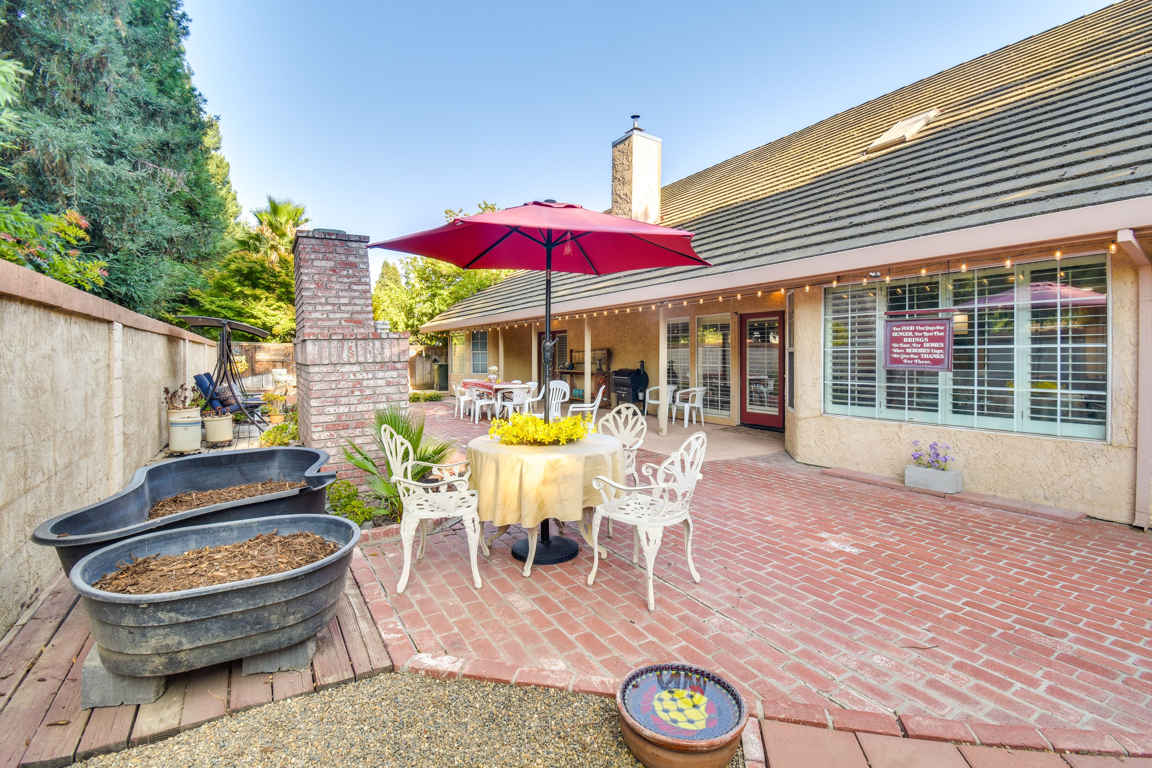 Additional Outdoor Dining Area