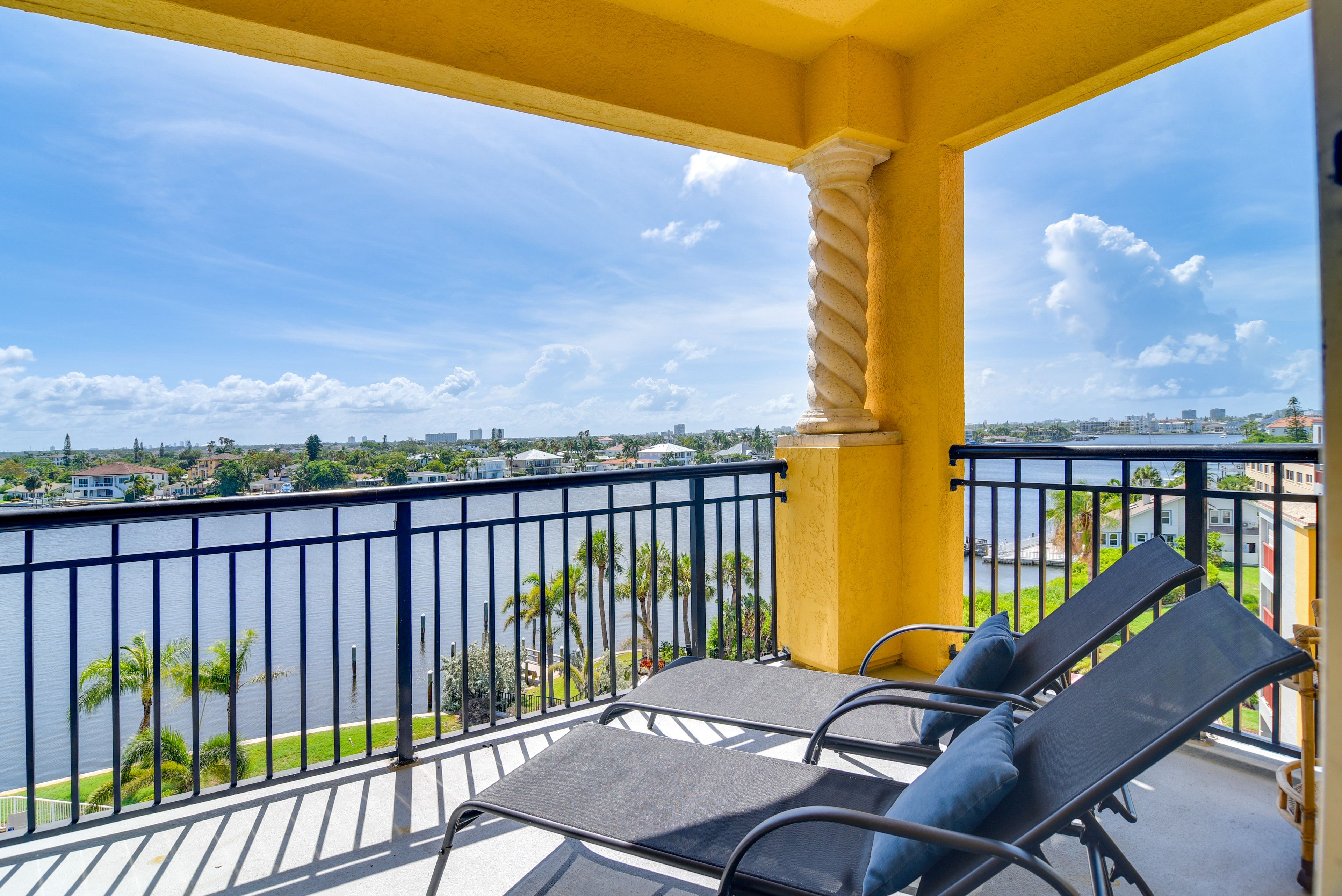 Treasure Island Vacation Rental | 2BR | 2BA | 800 Sq Ft | Step-Free Access