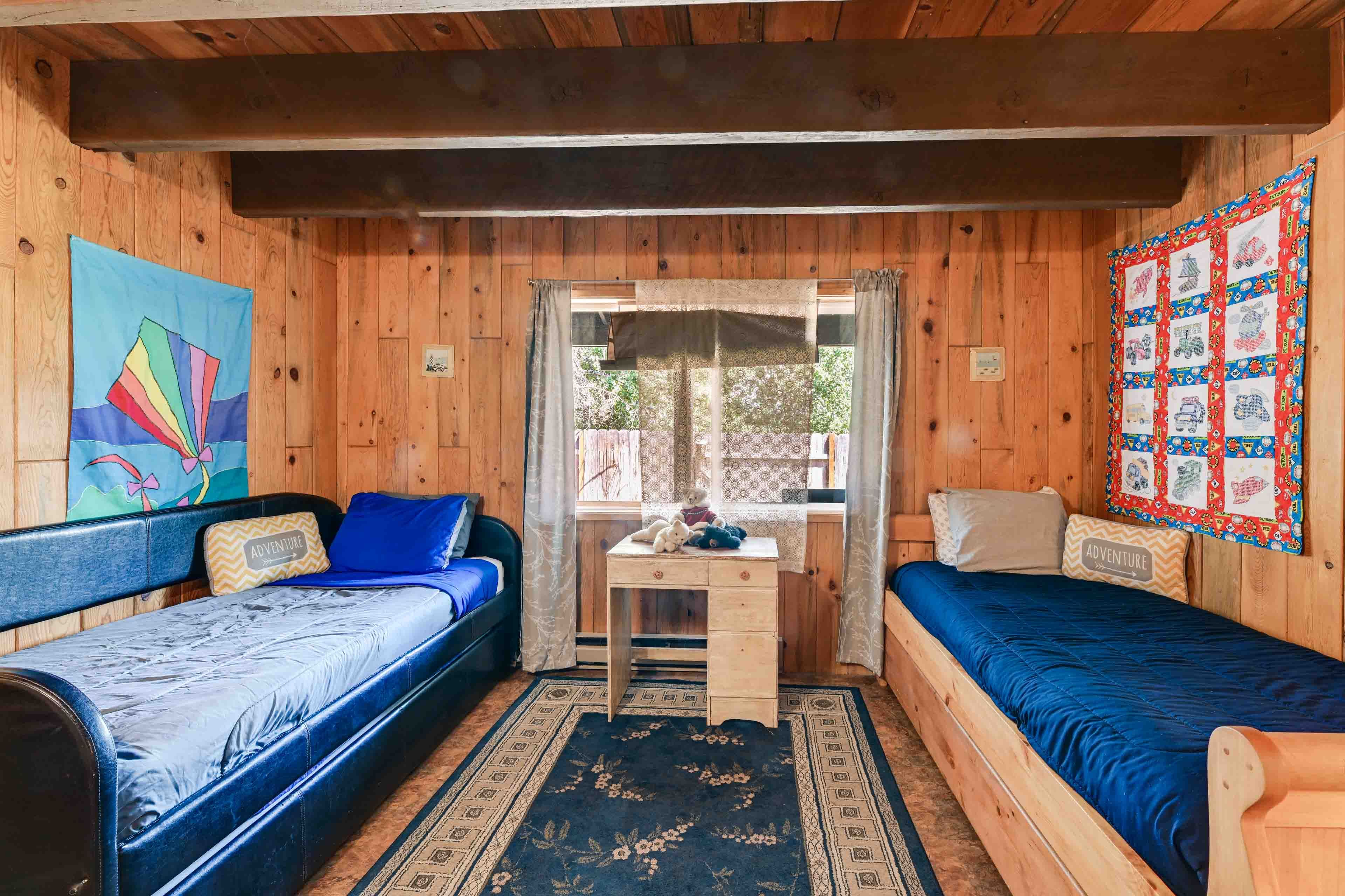 Bedroom 3 | Twin Daybed w/ Twin Trundle Bed | 1st Floor