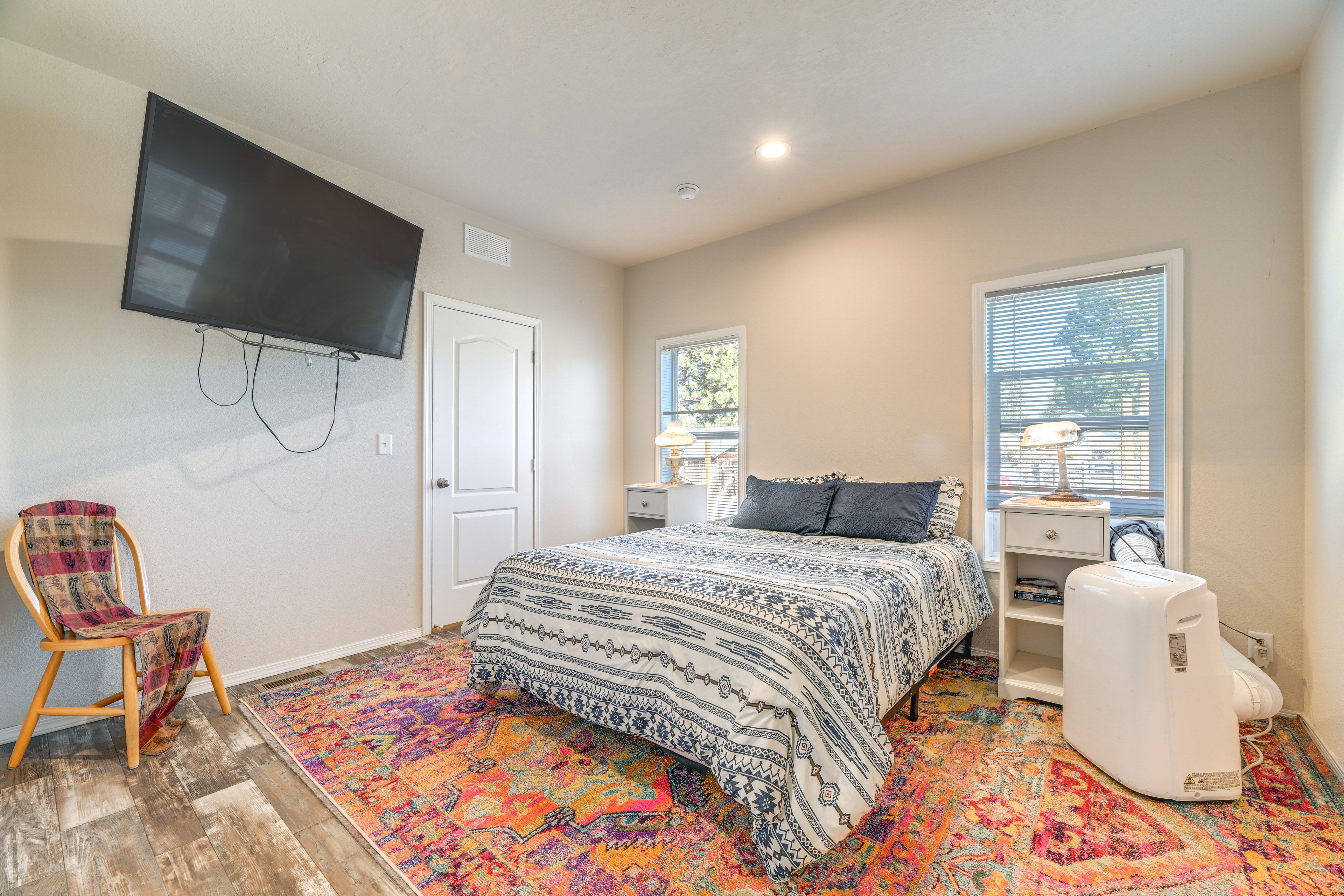 Bedroom 1 | Queen Bed | Flat-Screen TV