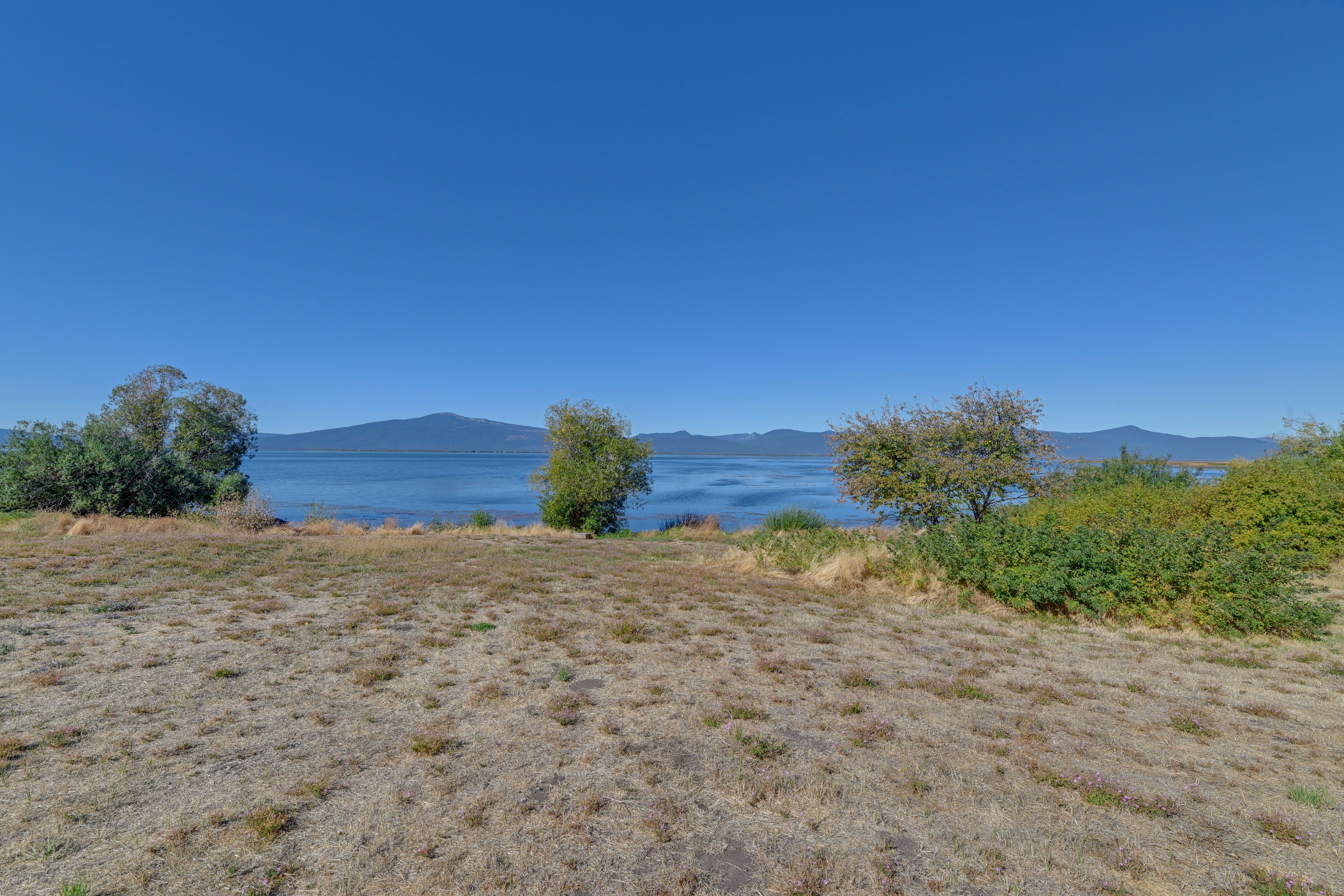 Cabin Exterior | Lake Access