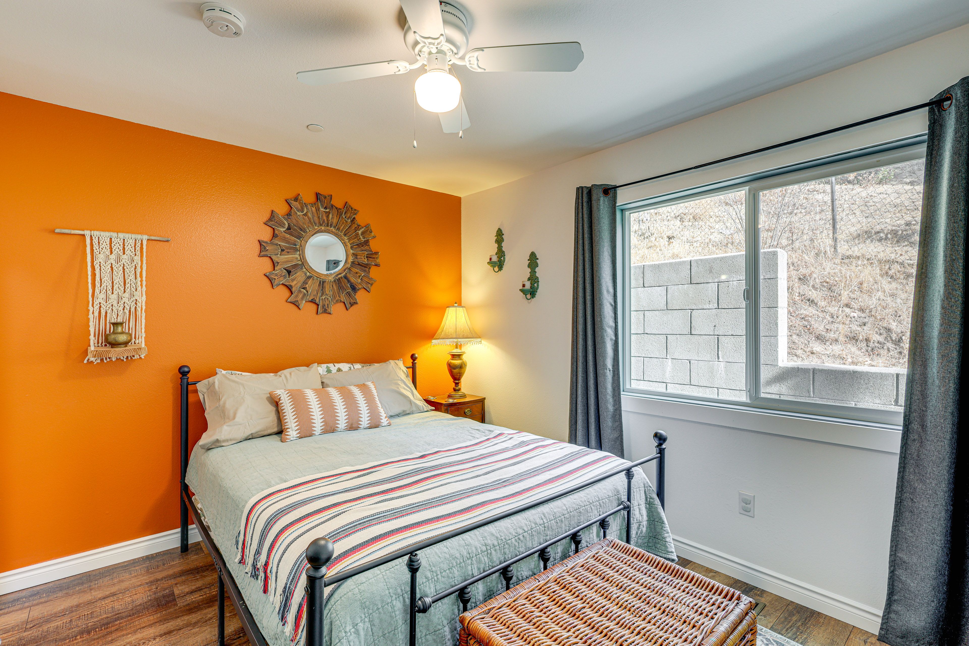 Bedroom 1 | Queen Bed | Linens Provided