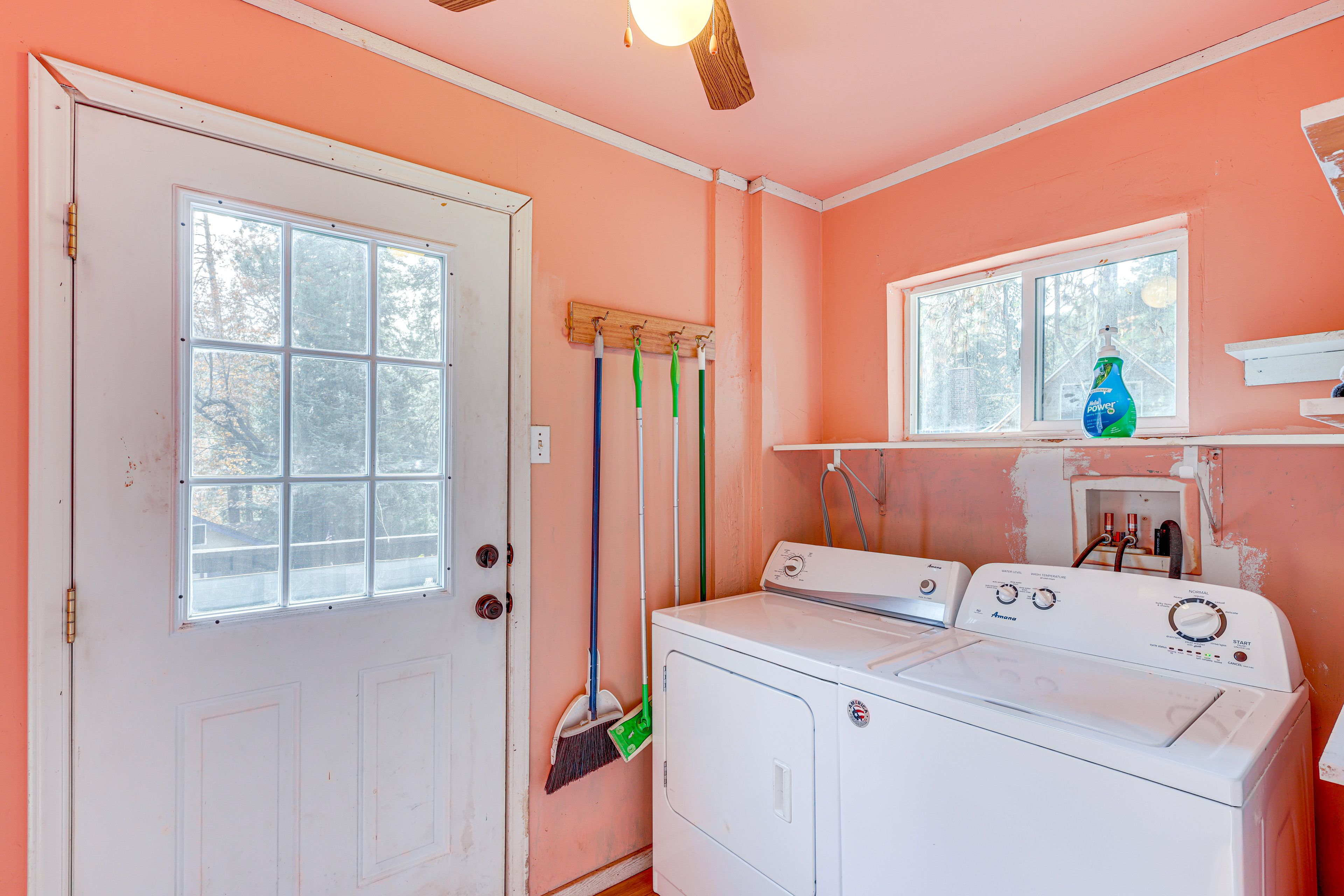 In-Unit Laundry