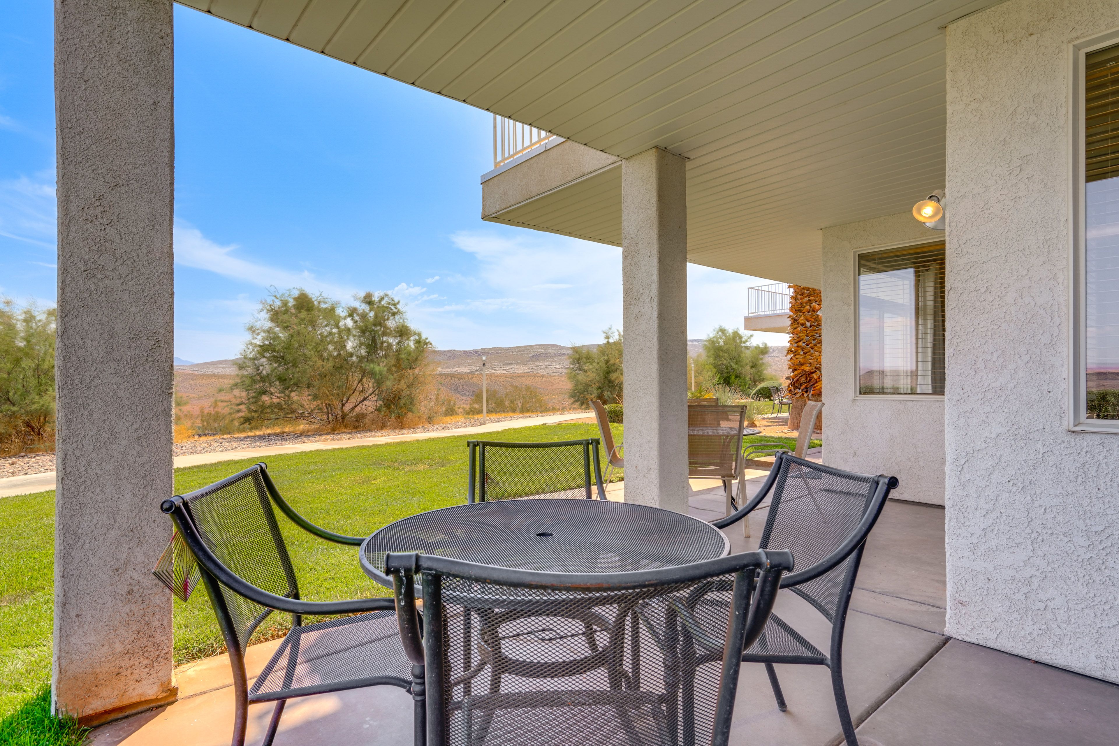 Private Patio | Gas Grill