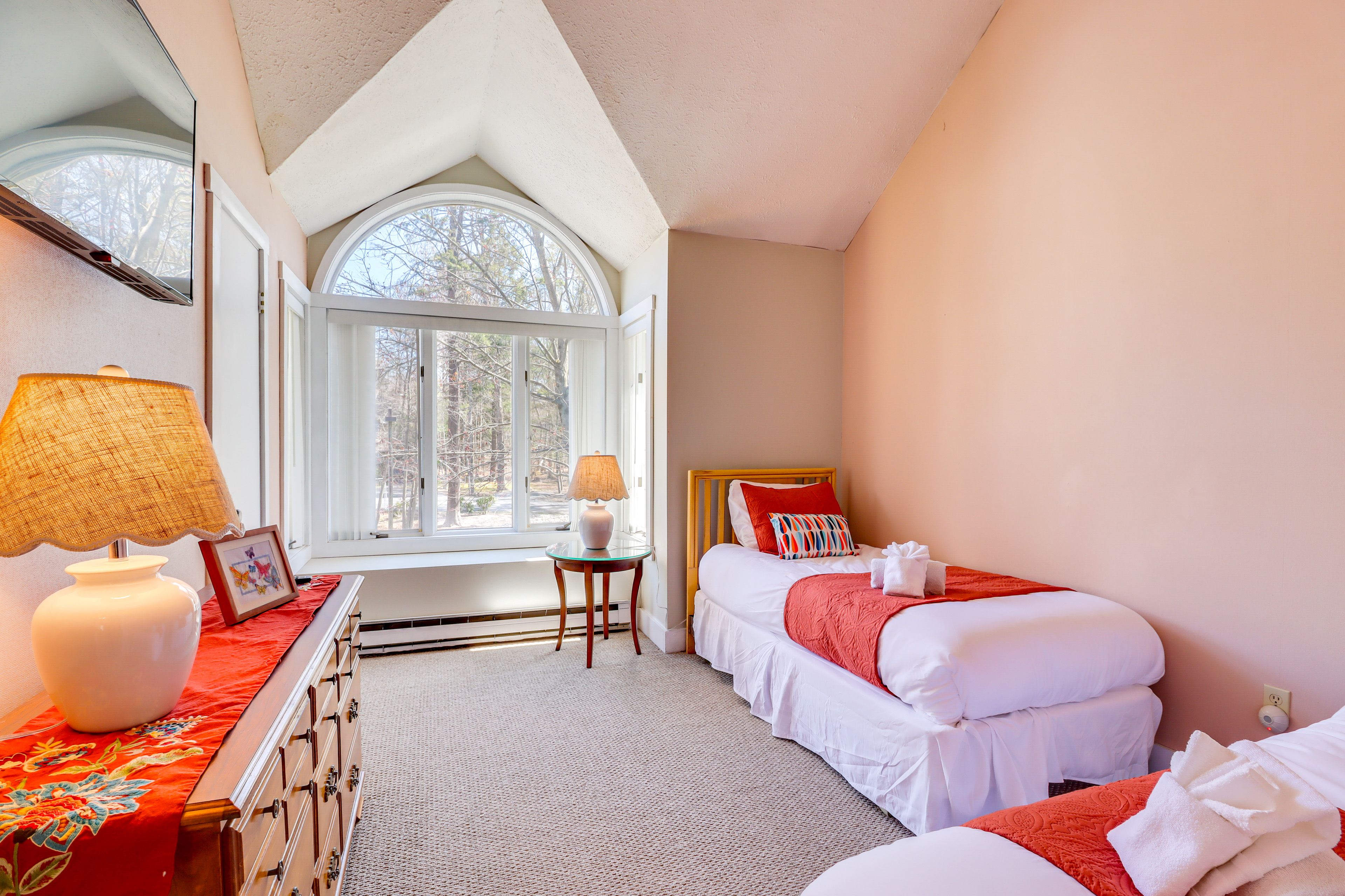 Bedroom 3 | 2 Twin Beds | 2nd Floor