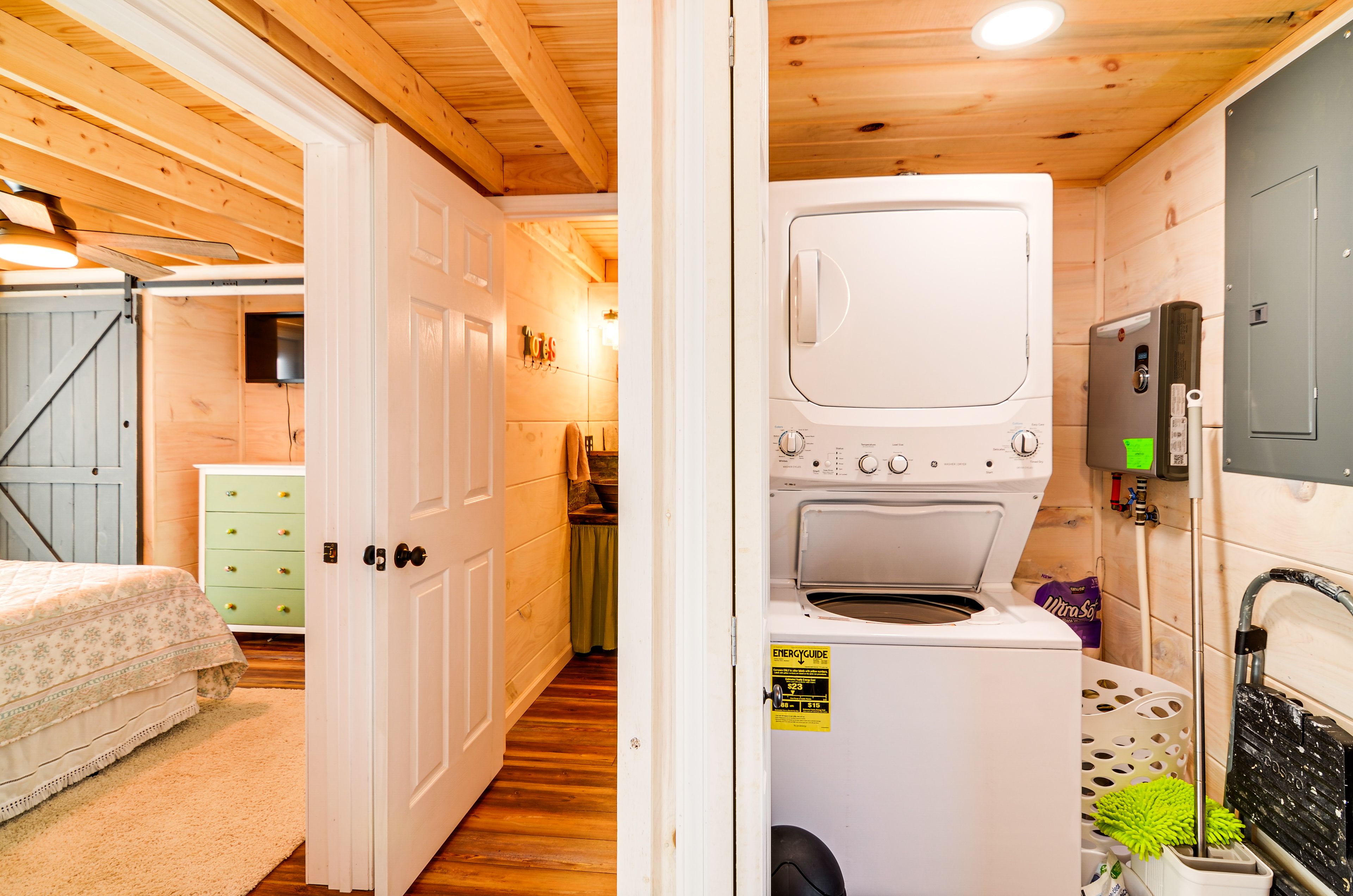 Washer & Dryer | 1st Floor