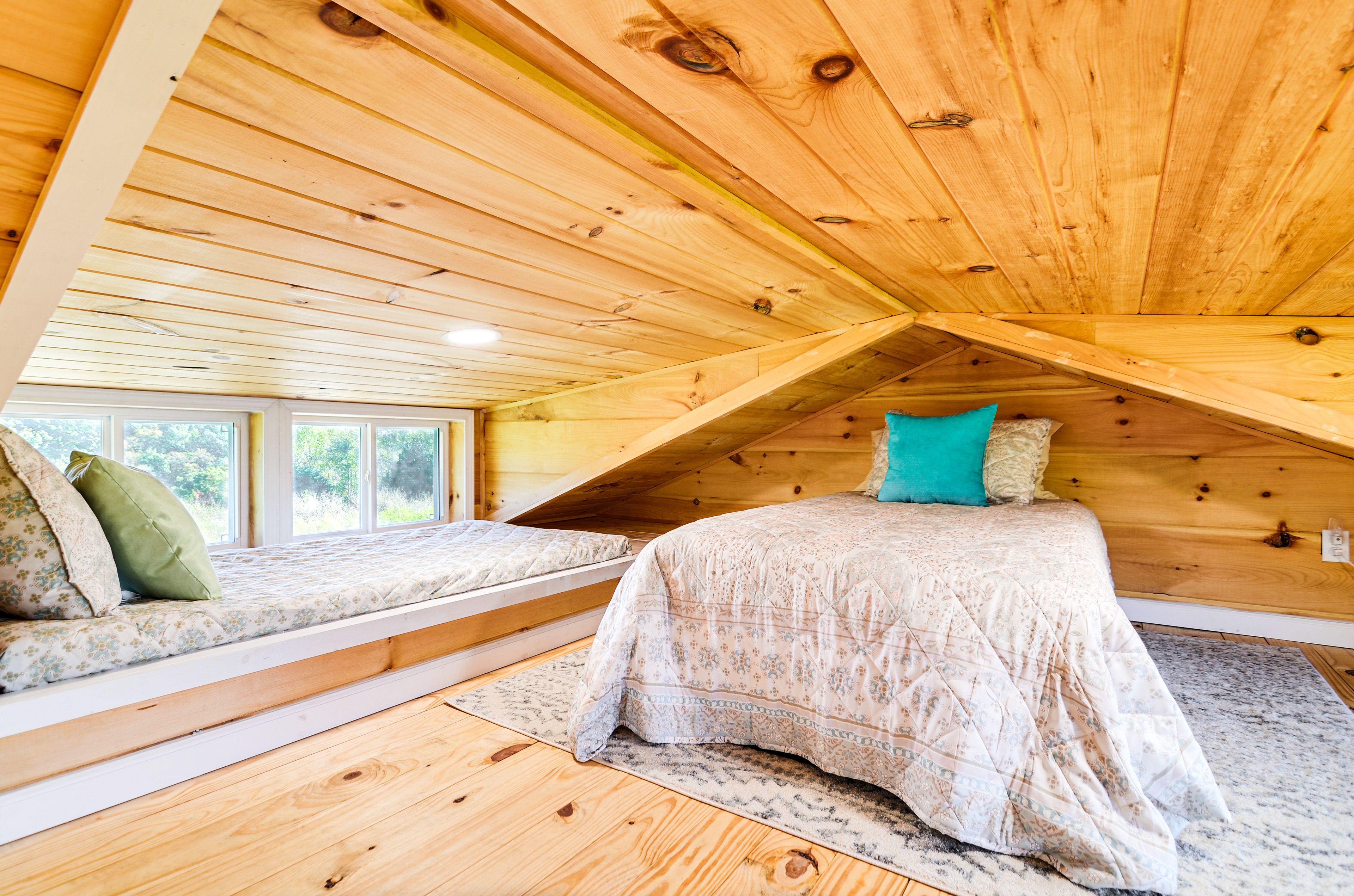 Loft | Twin Bed | 2nd Floor