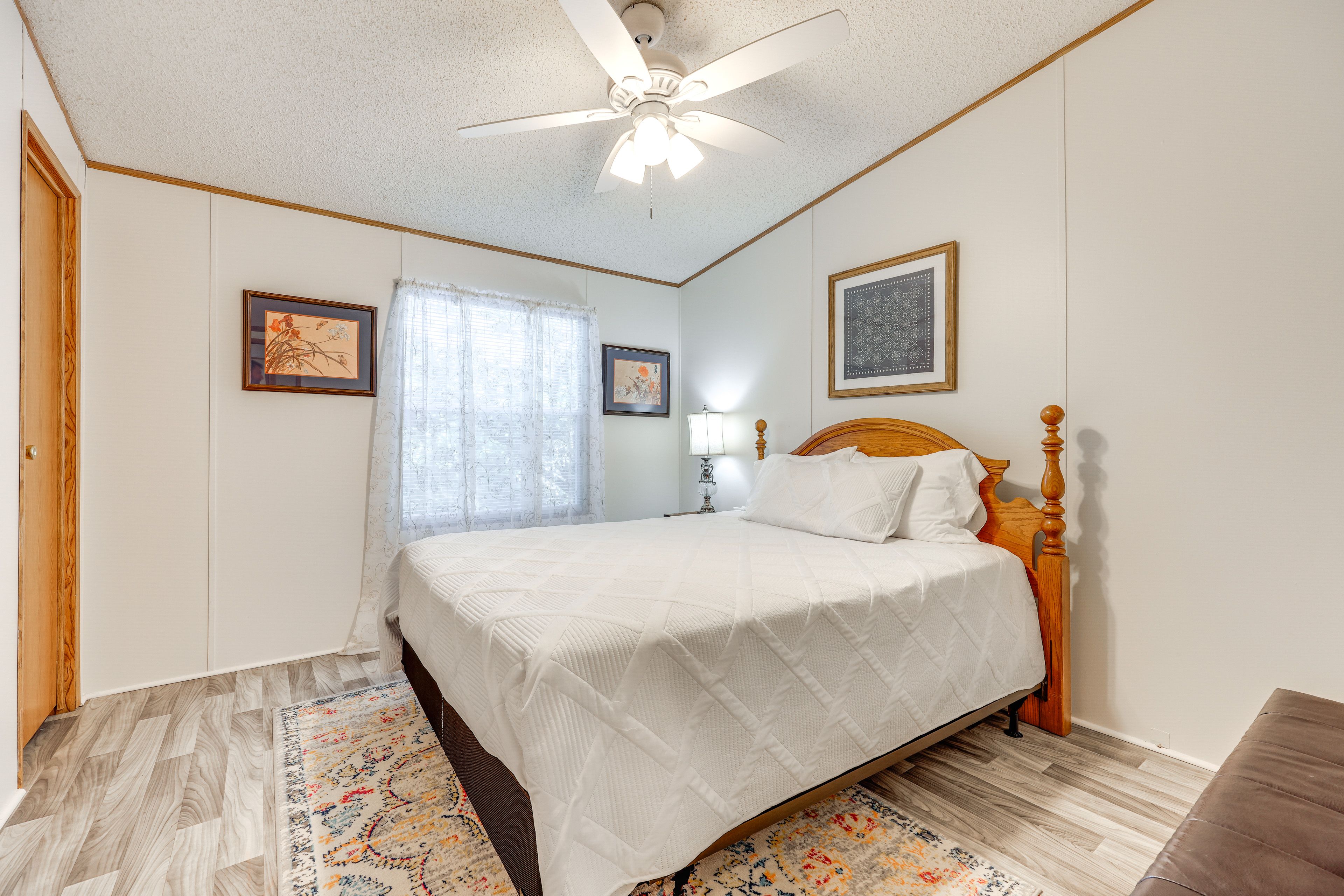 Bedroom 2 | Queen Bed