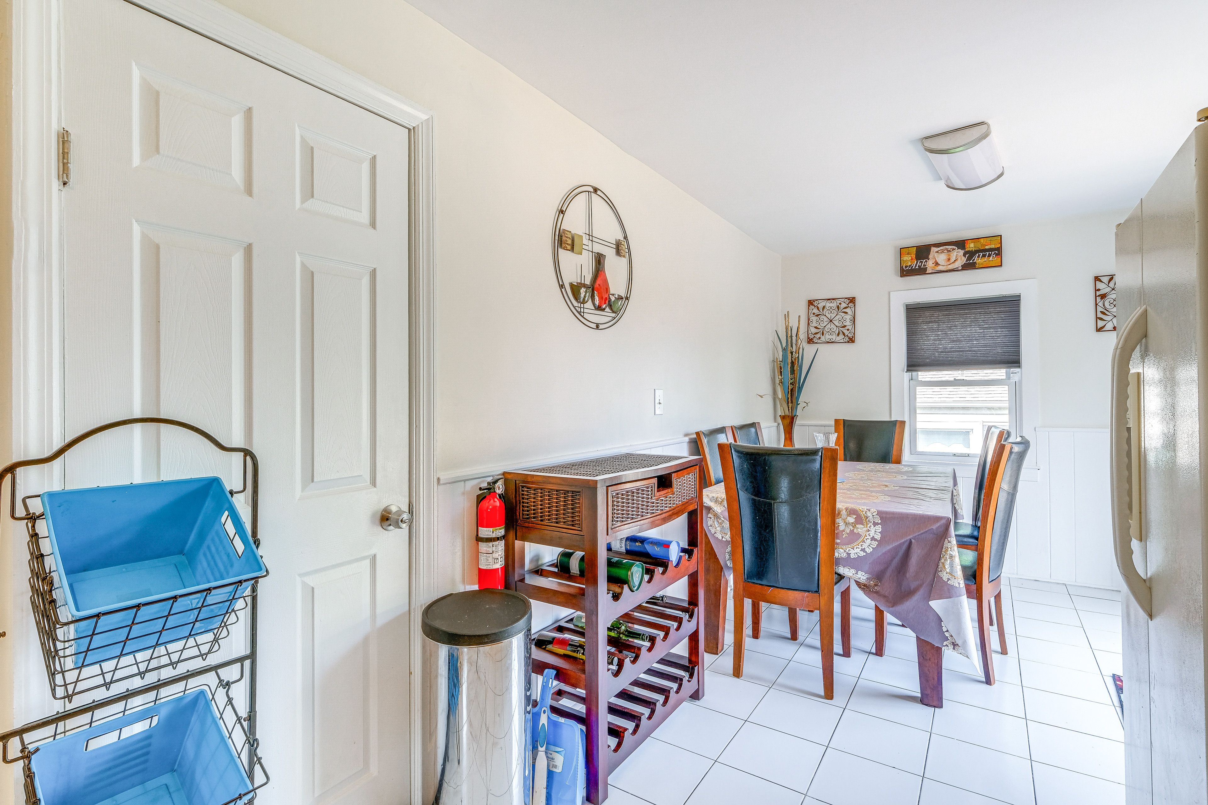 Dining Area | 1st Floor