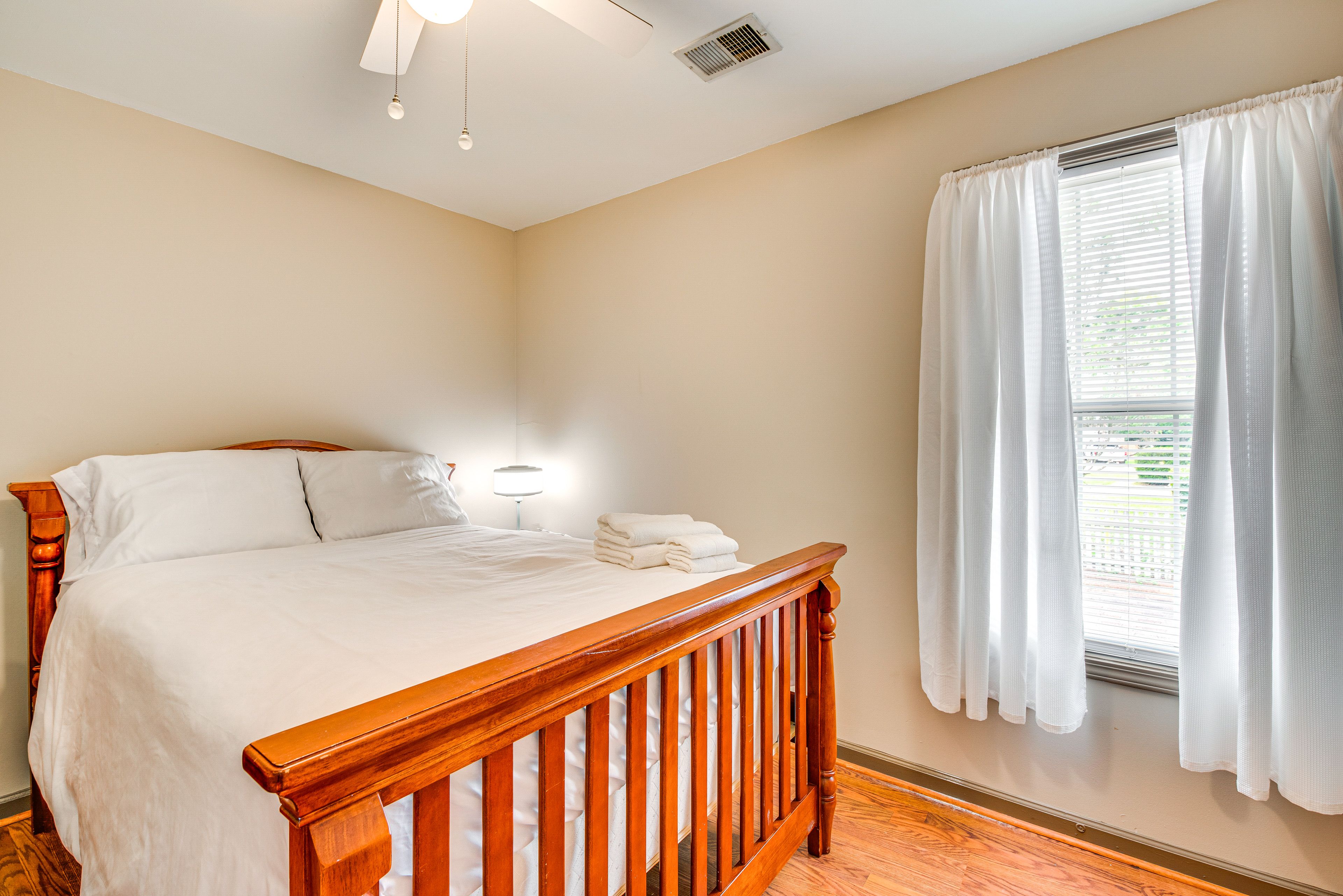 Bedroom 5 | Full Bed | 2nd Floor