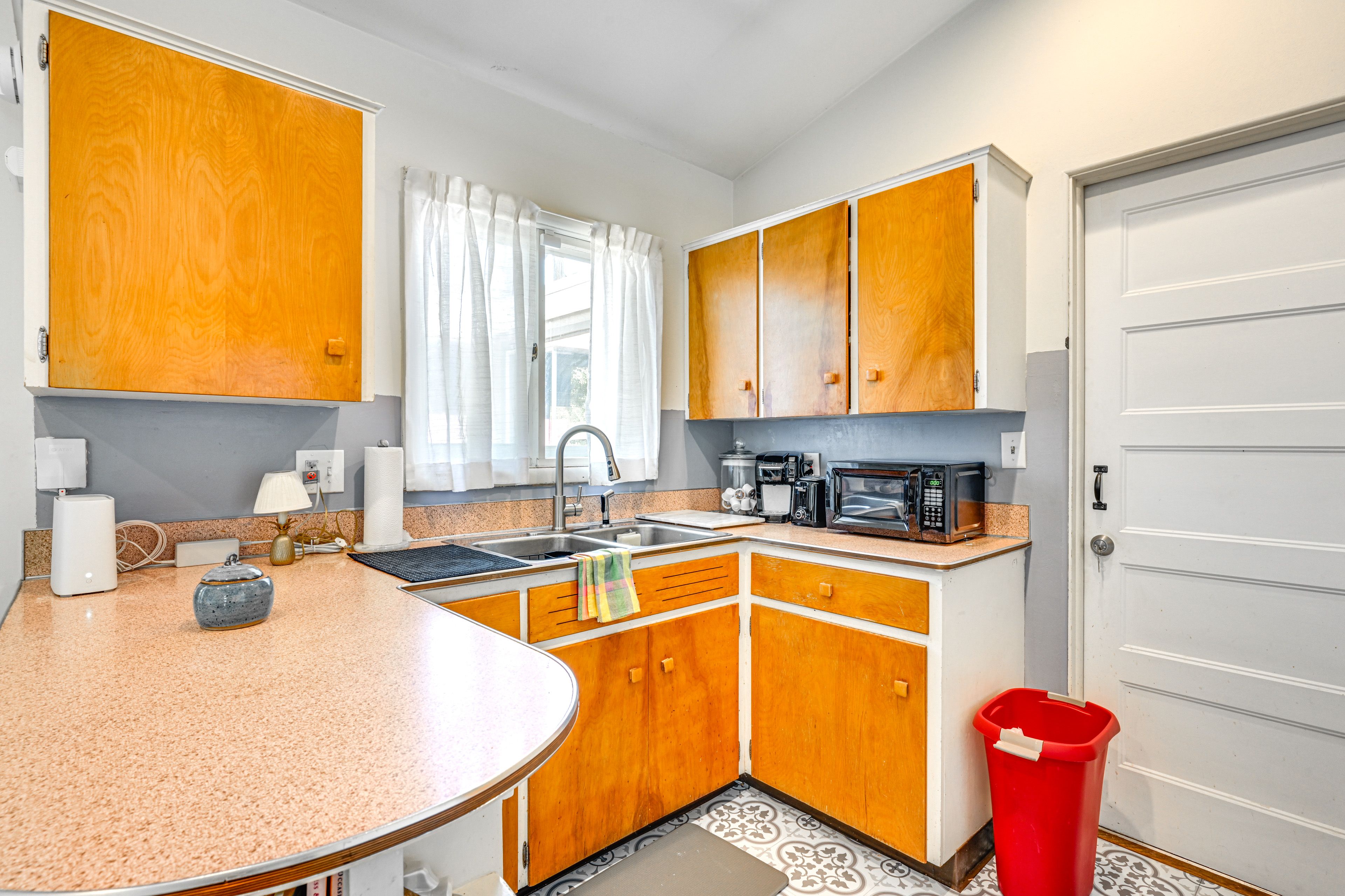 Kitchen | Cooking Basics | Microwave | Stove/Oven
