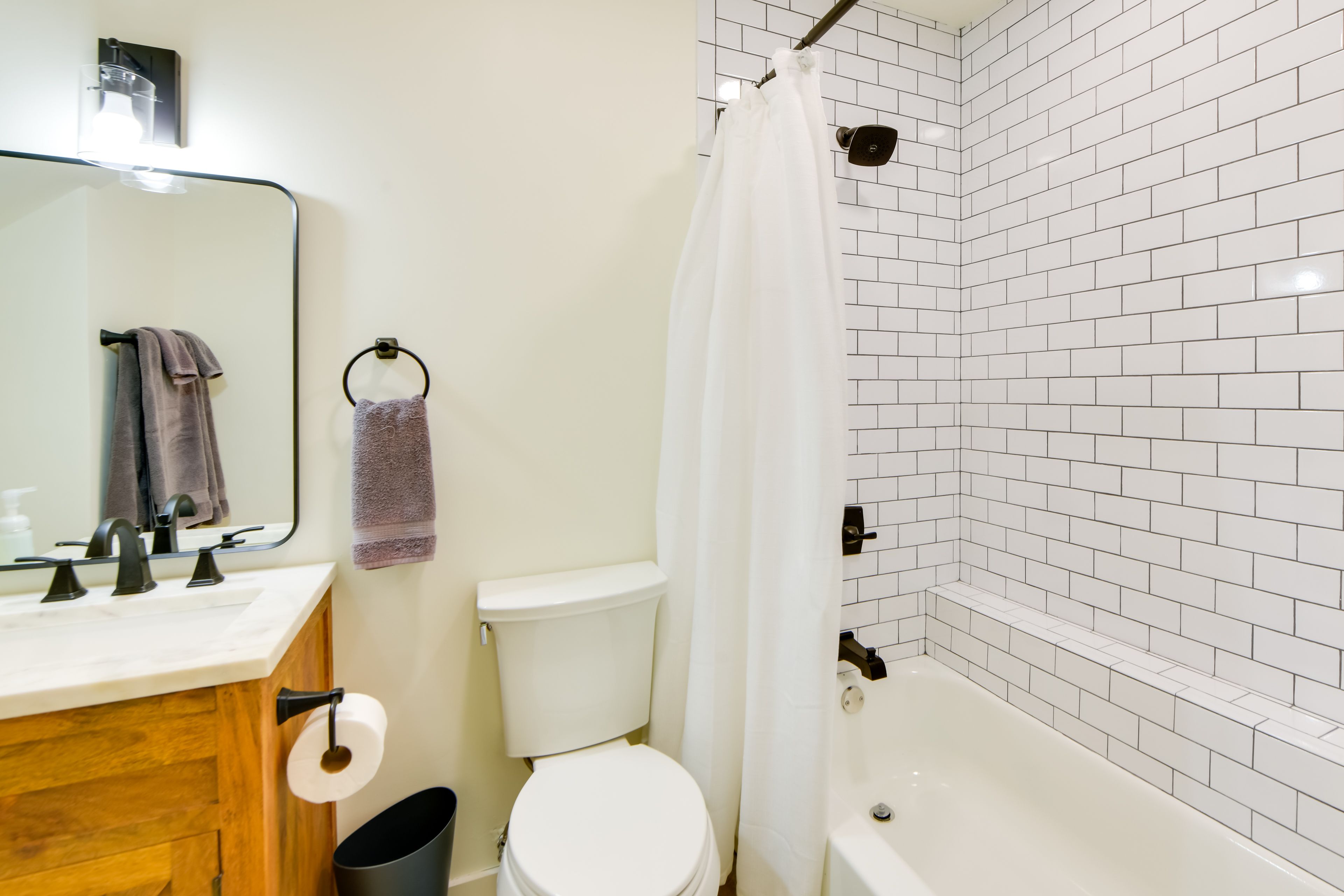 Full Bathroom | Basement