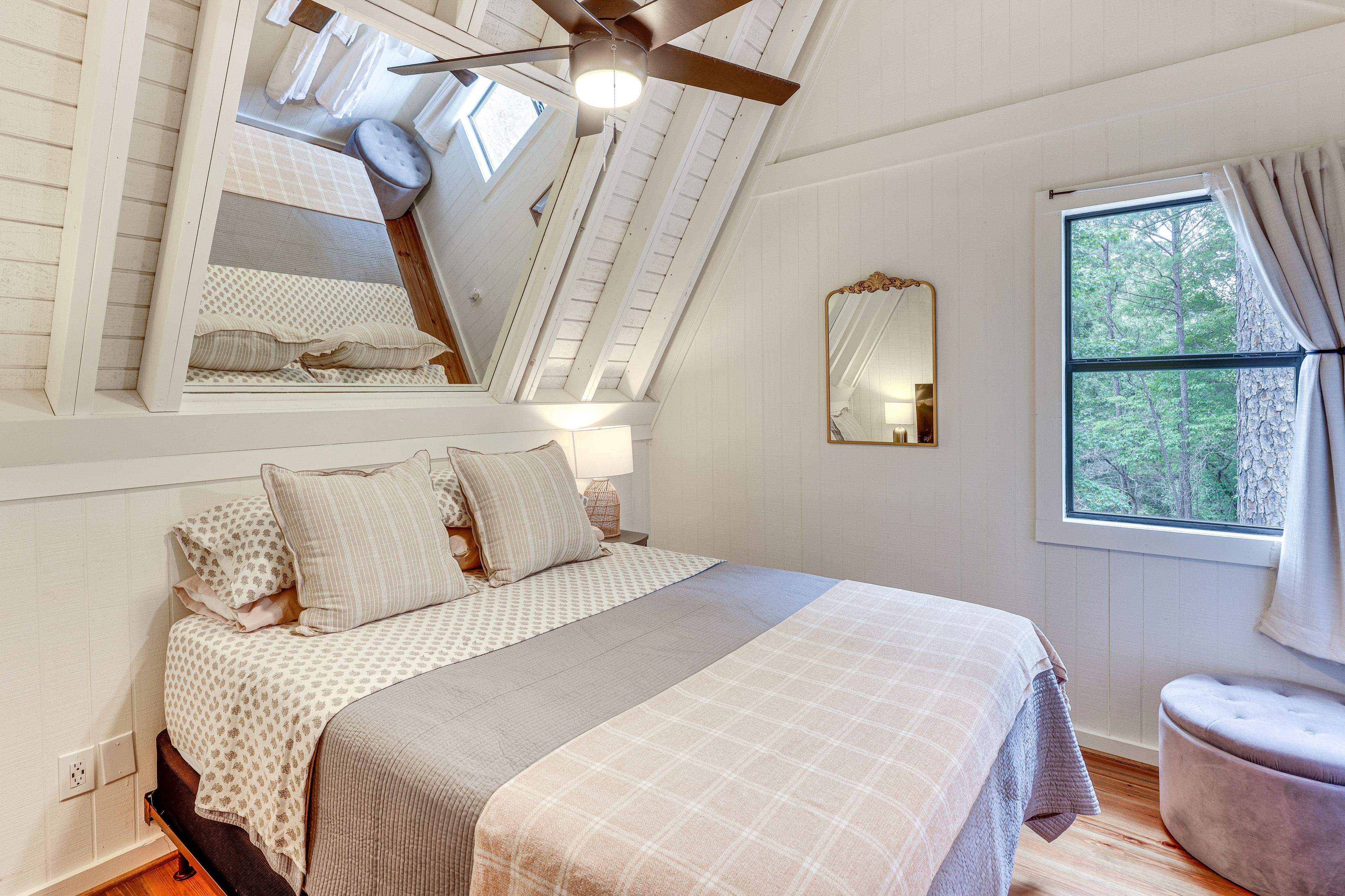 Bedroom 2 | Queen Bed | 2nd Floor | En-Suite Bathroom