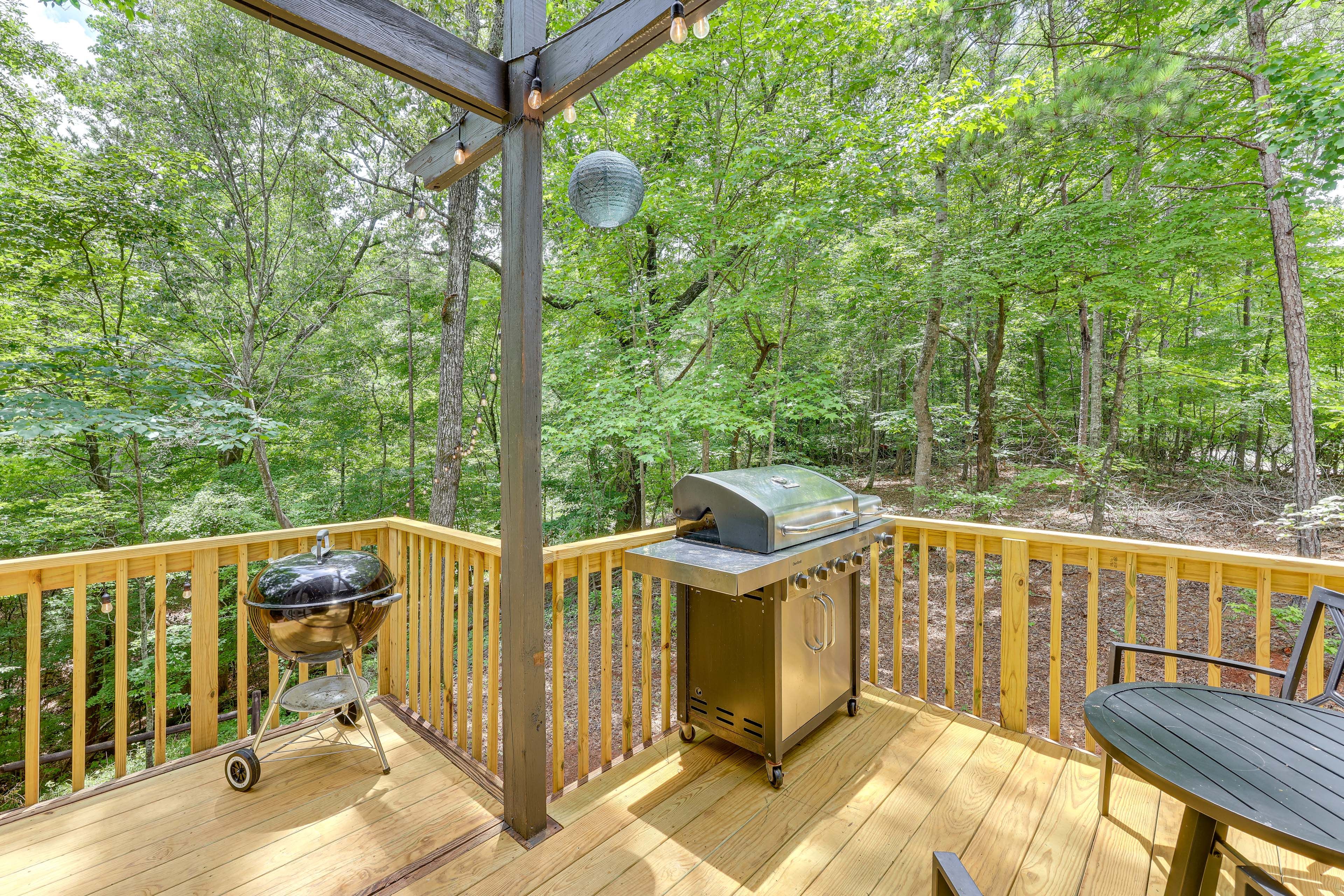 Deck | Charcoal Grill | Gas Grill