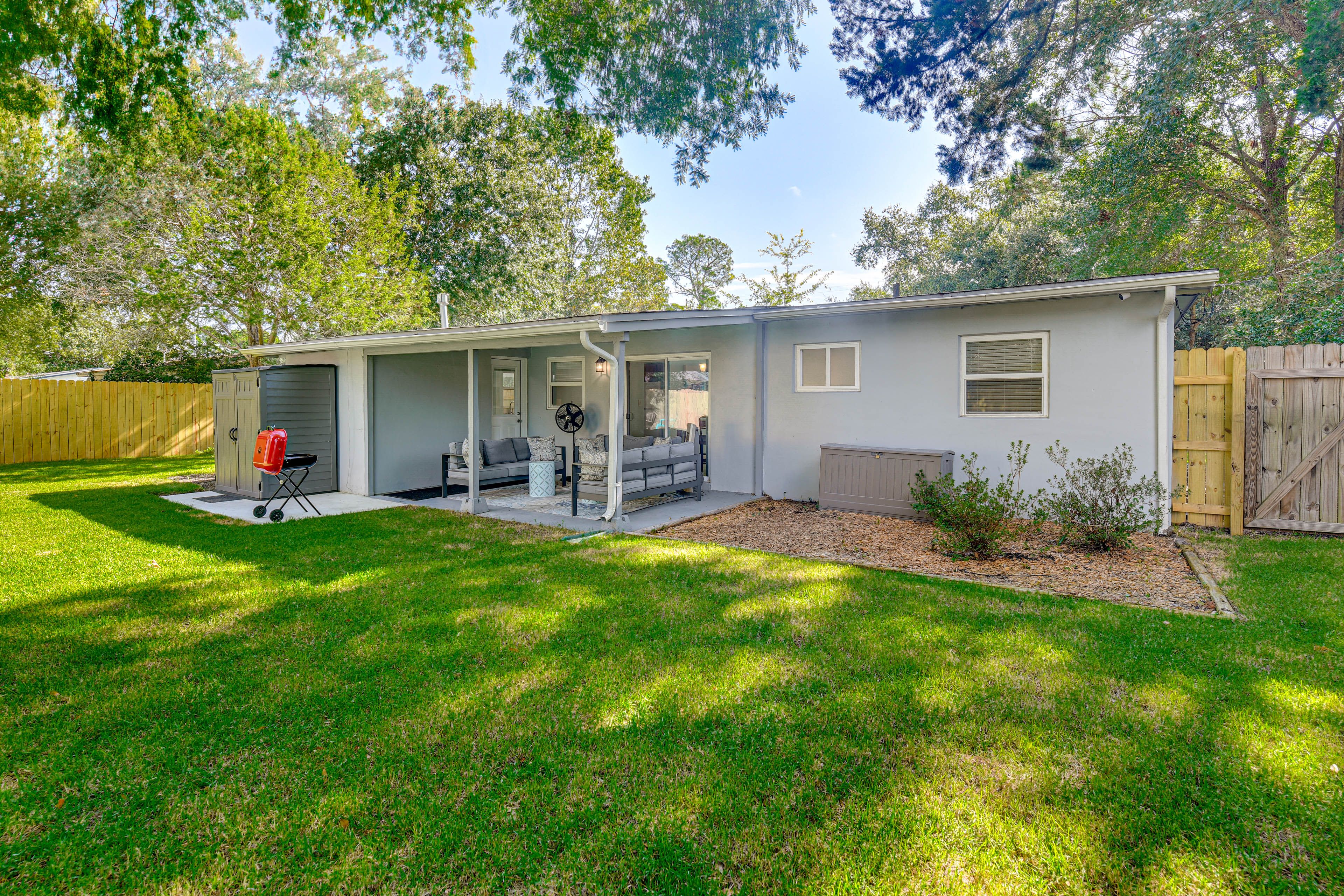 Fenced Yard | Fire Pit