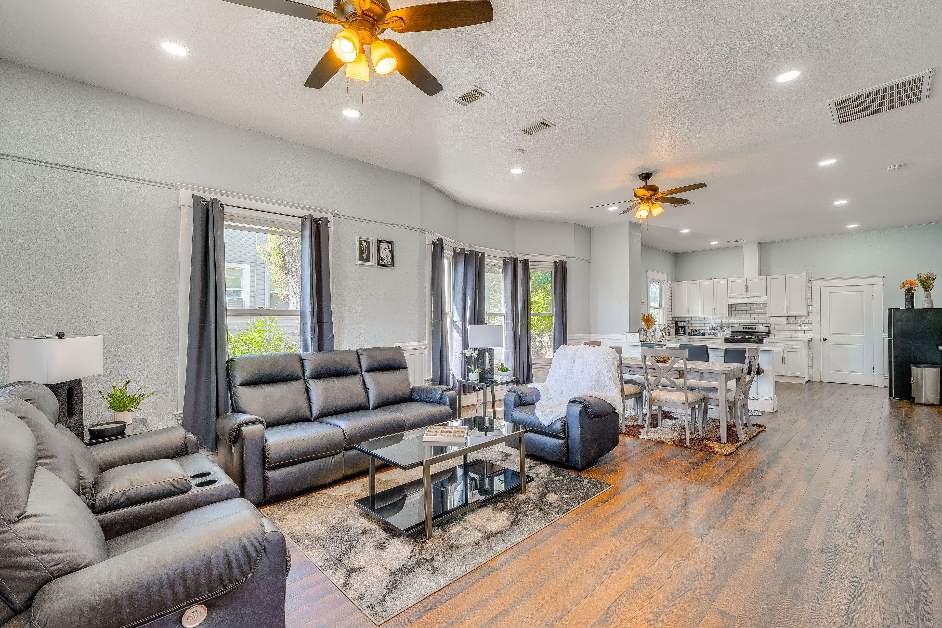 Living Room | Single-Story Home | Central A/C & Heating | Flat-Screen TV