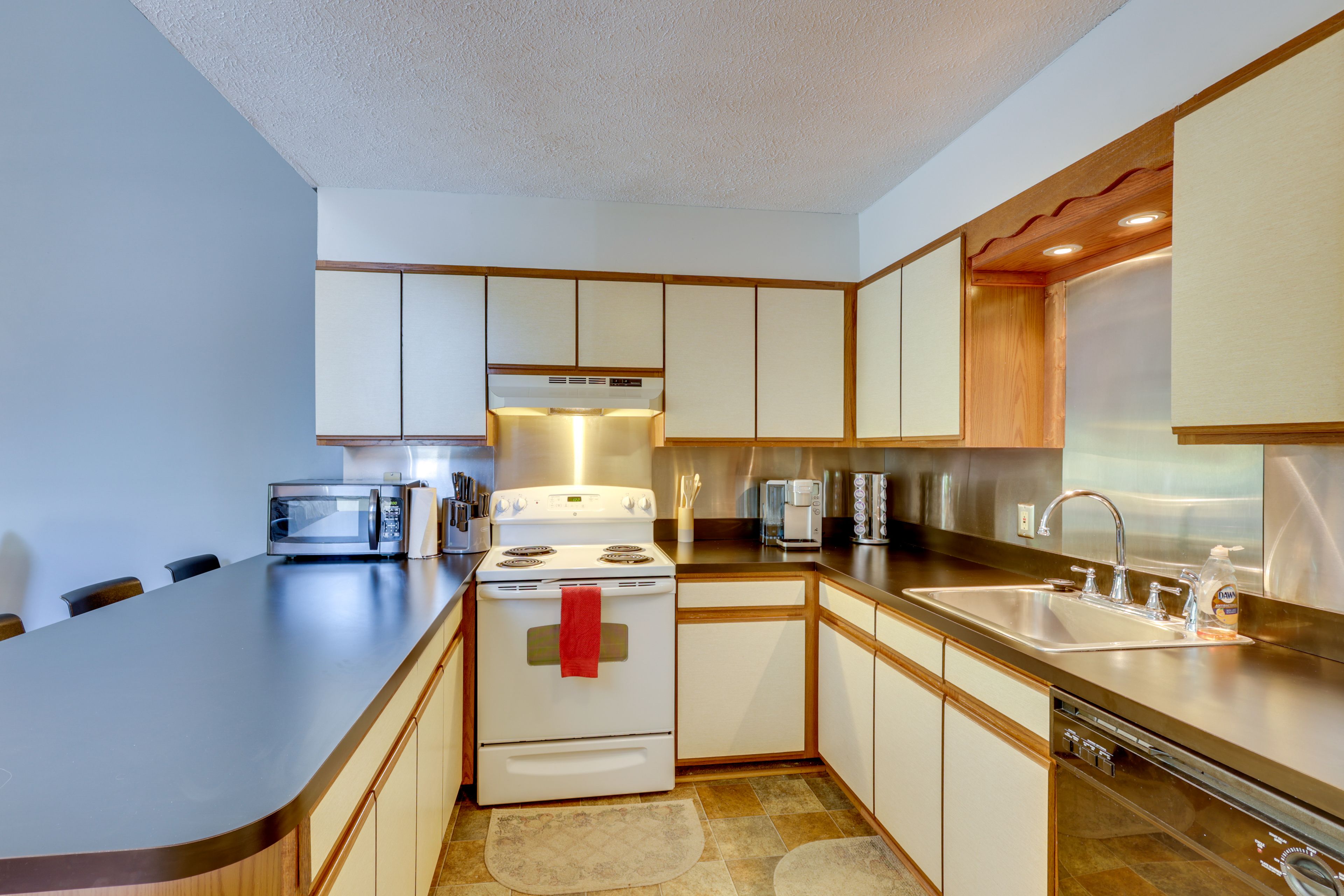 Kitchen | 1st Floor | Keurig Coffee Maker | Toaster | Cooking Basics