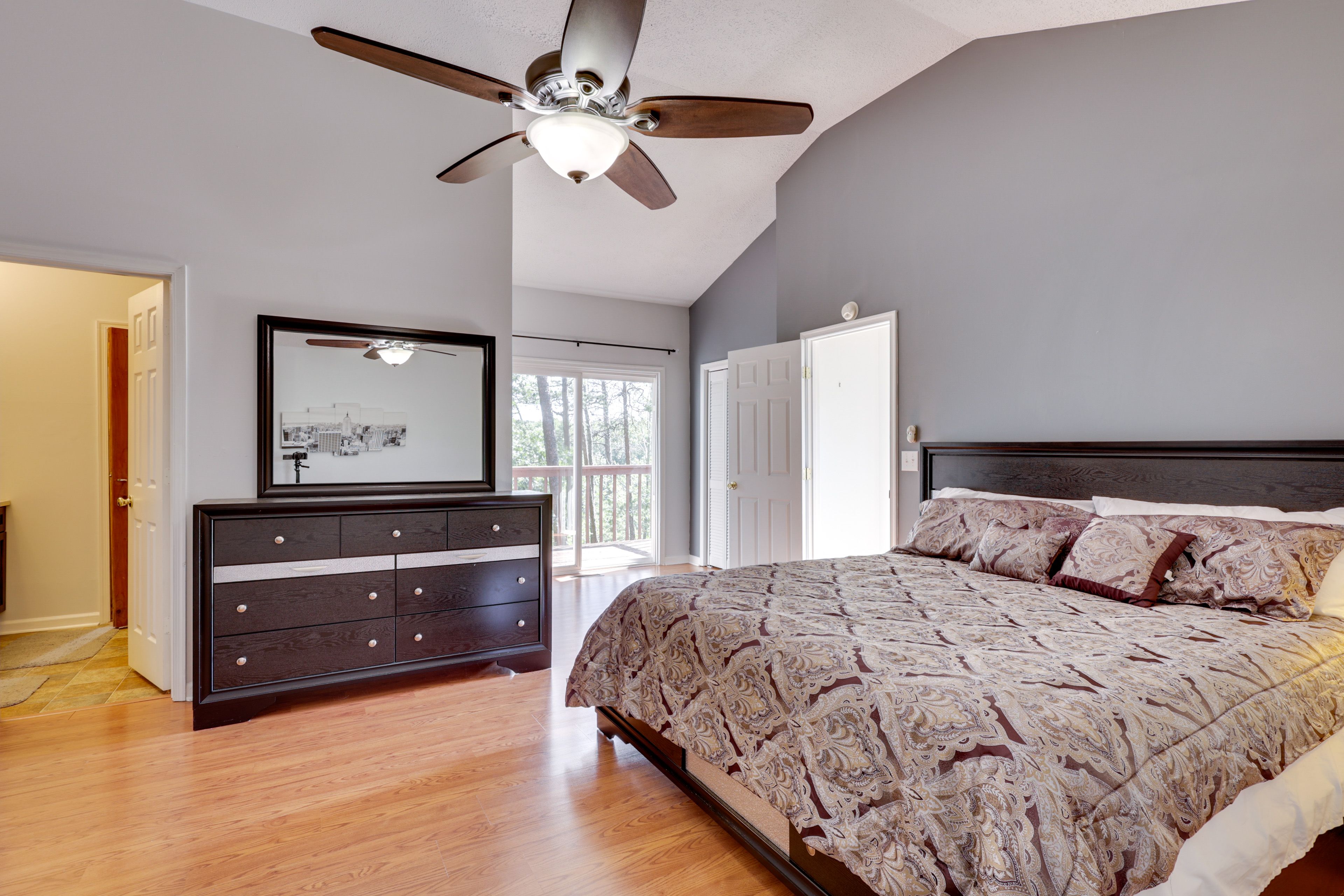 Bedroom 1 | 2nd Floor | King Bed | Deck Access | Smart TV | Electric Fireplace