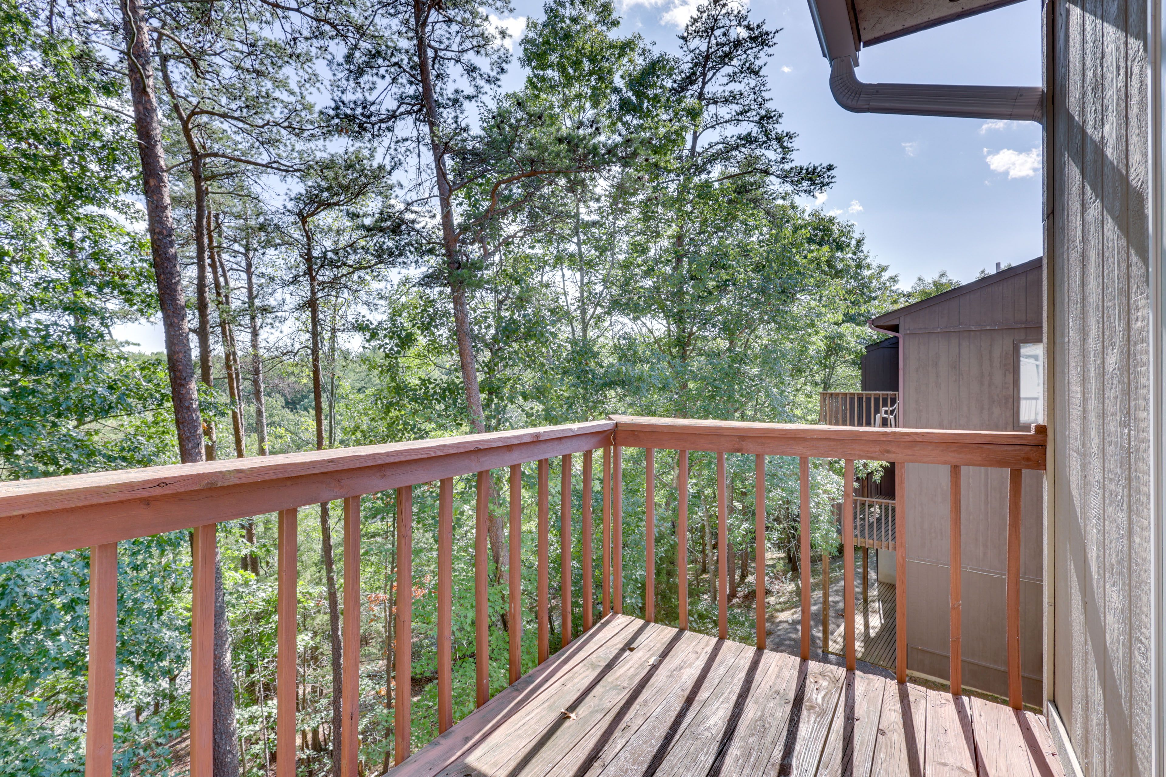 Upper-Level Deck