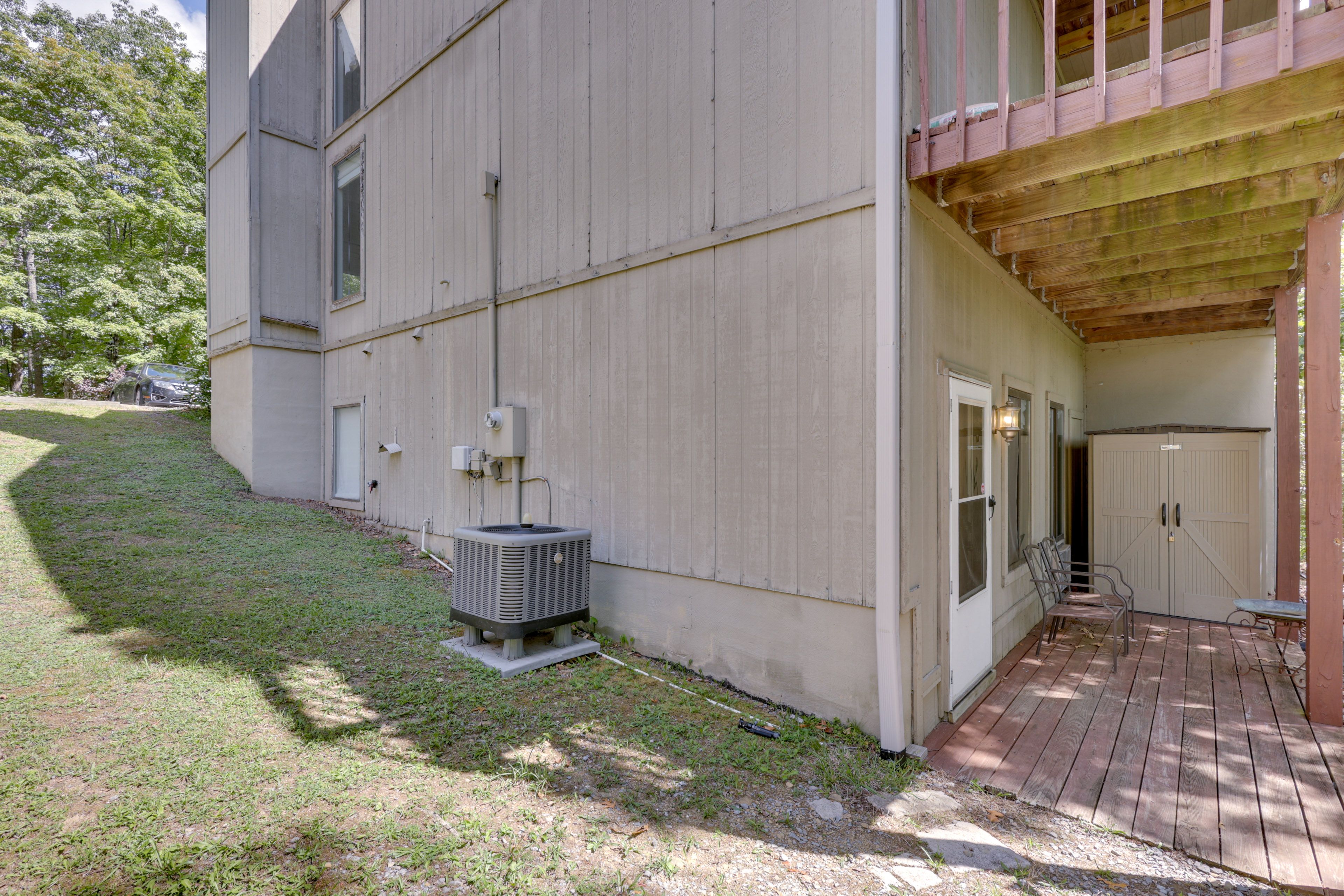 Walkway to Parking