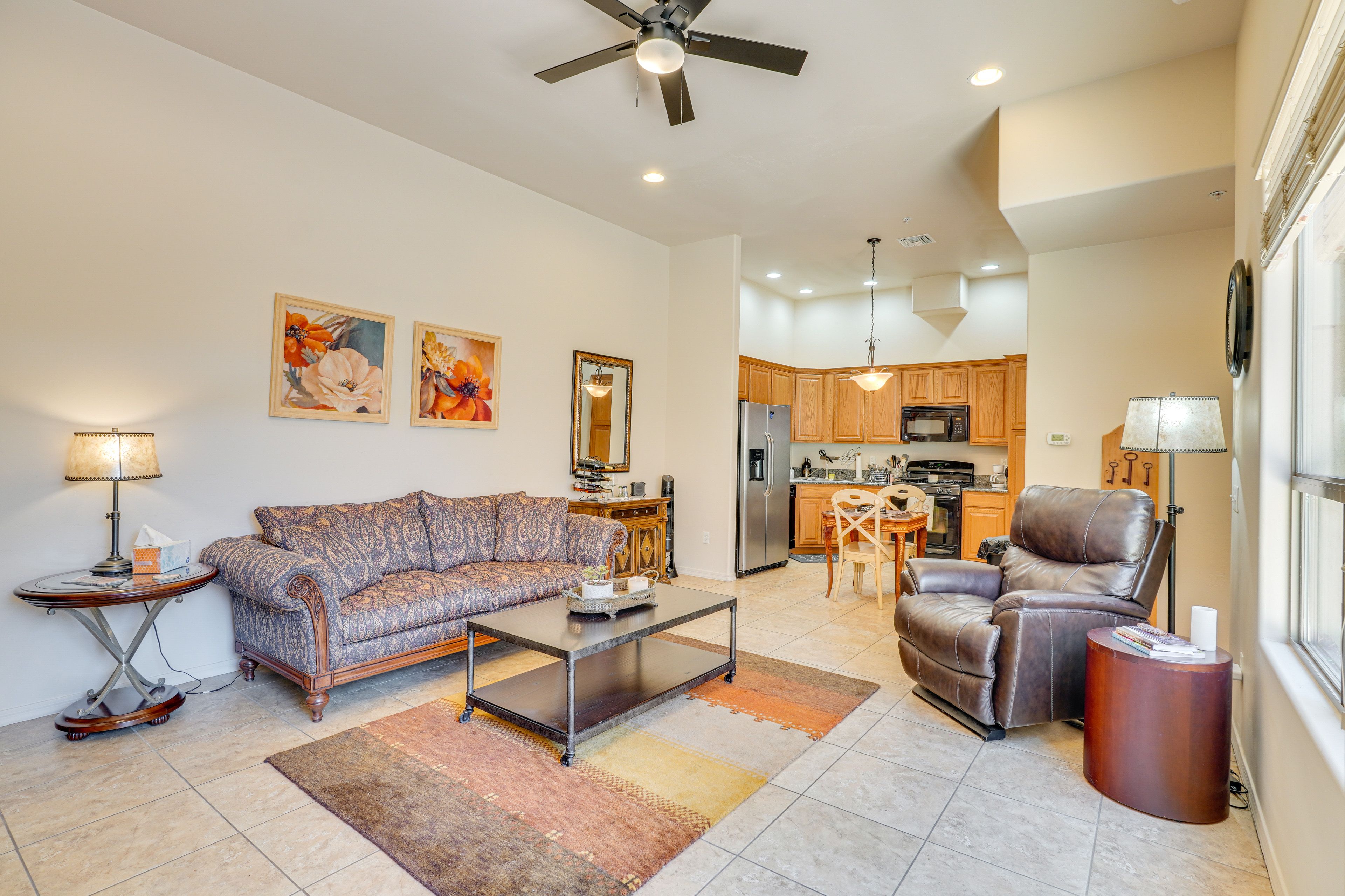 Living Room | Free WiFi | Central A/C & Heat