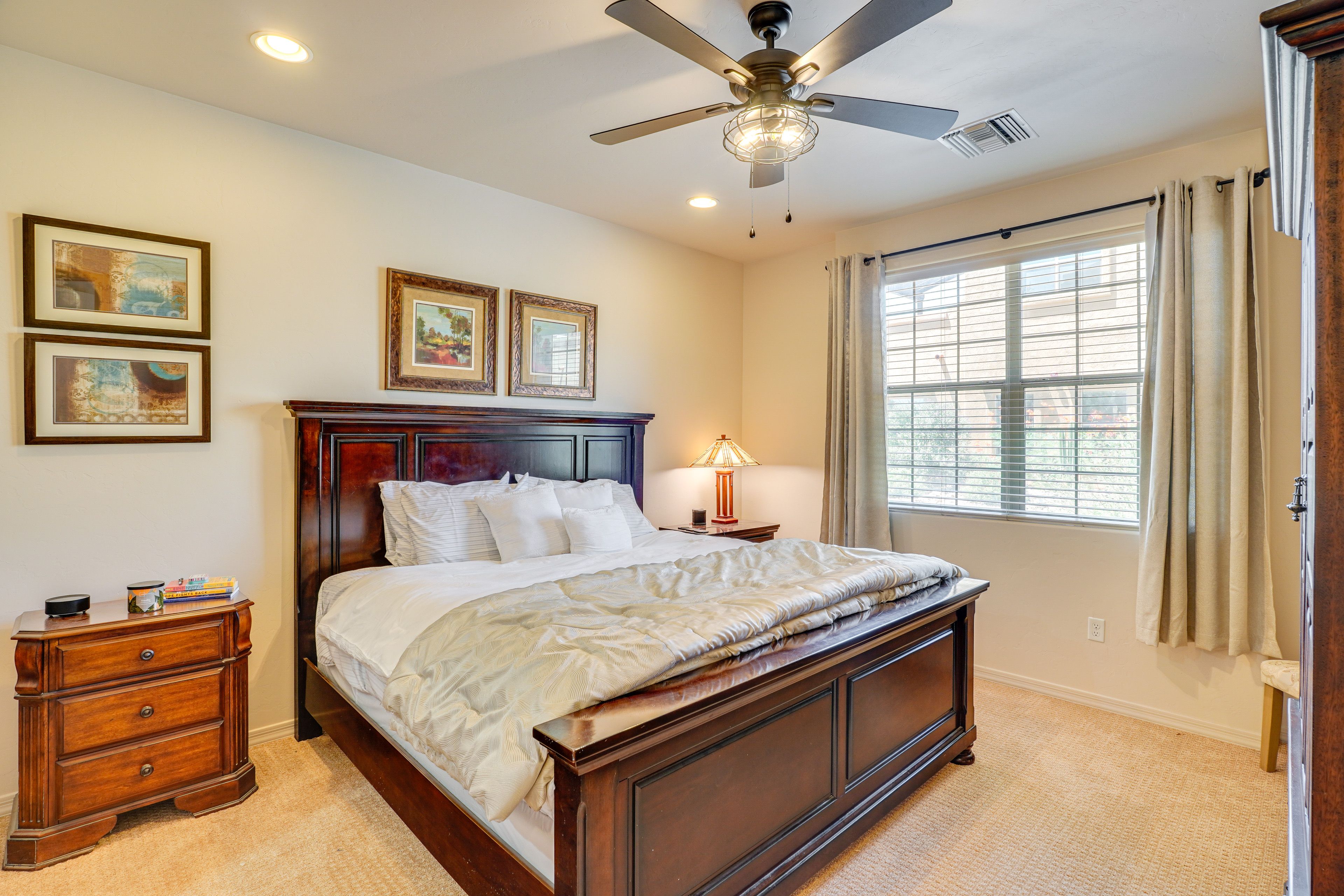 Bedroom 1 | King Bed
