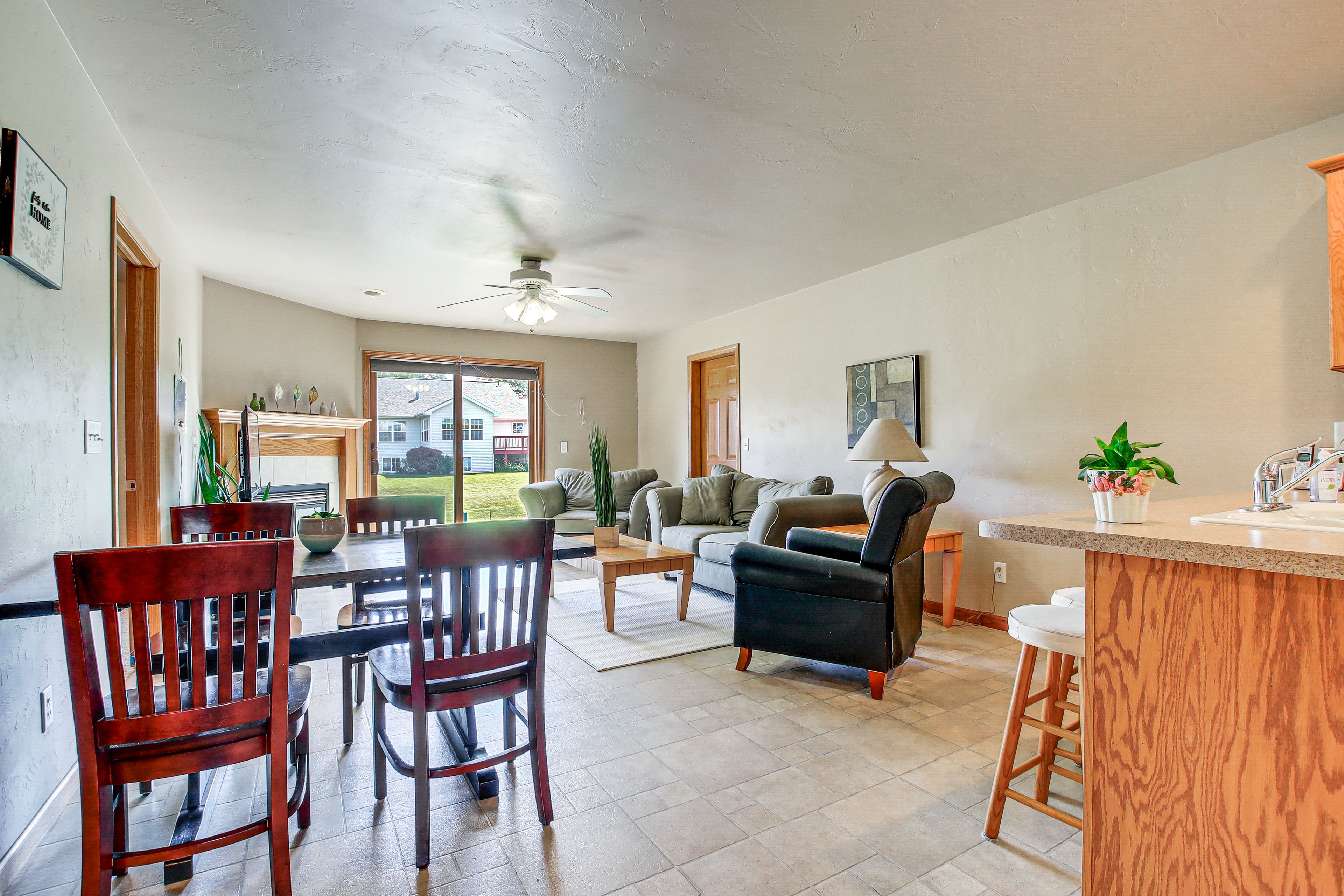 Greenville Vacation Rental | 2BR | 1BA | 750 Sq Ft | 1 Step Required