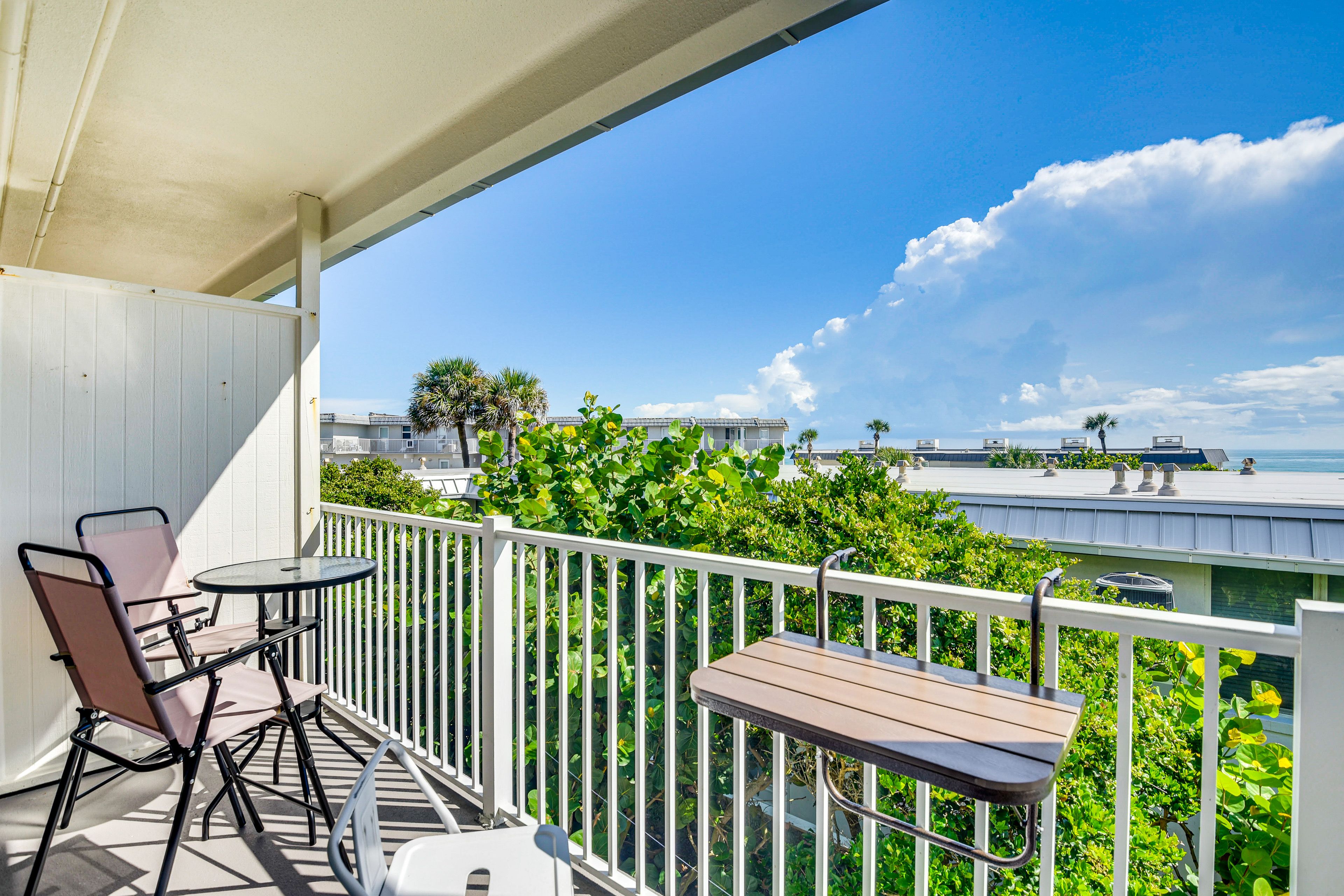 Balcony | Ocean Views | Outdoor Dining Tables