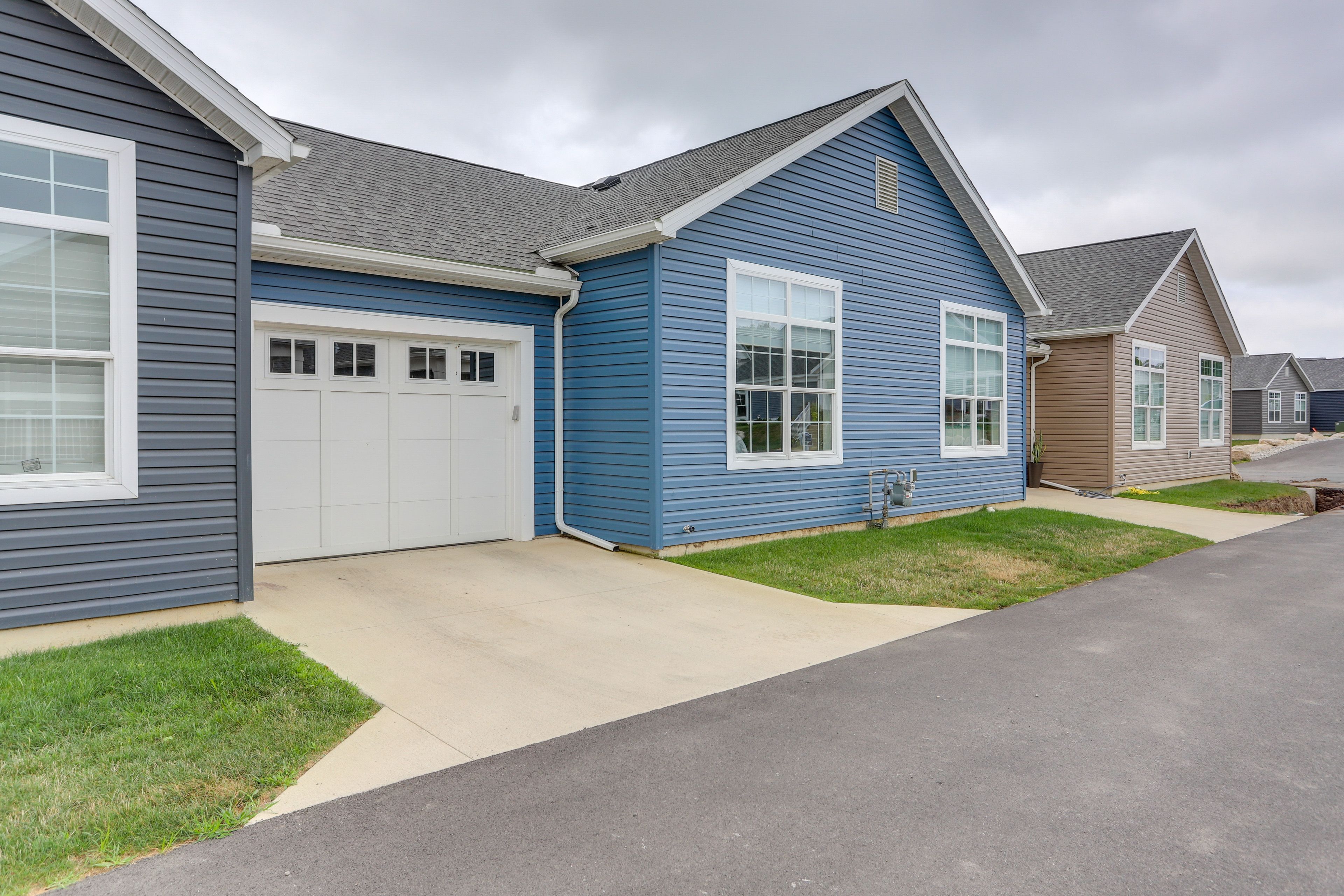 Parking | Driveway (1 Vehicle)