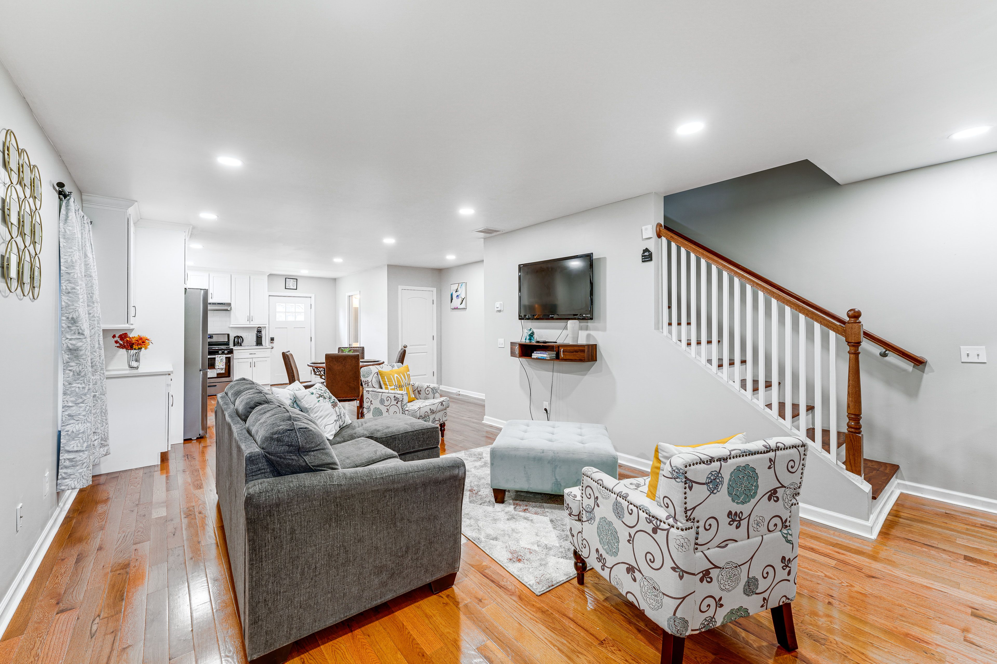 Bridgeport Vacation Rental | 3BR | 1.5BA | Stairs Required | 1,394 Sq Ft