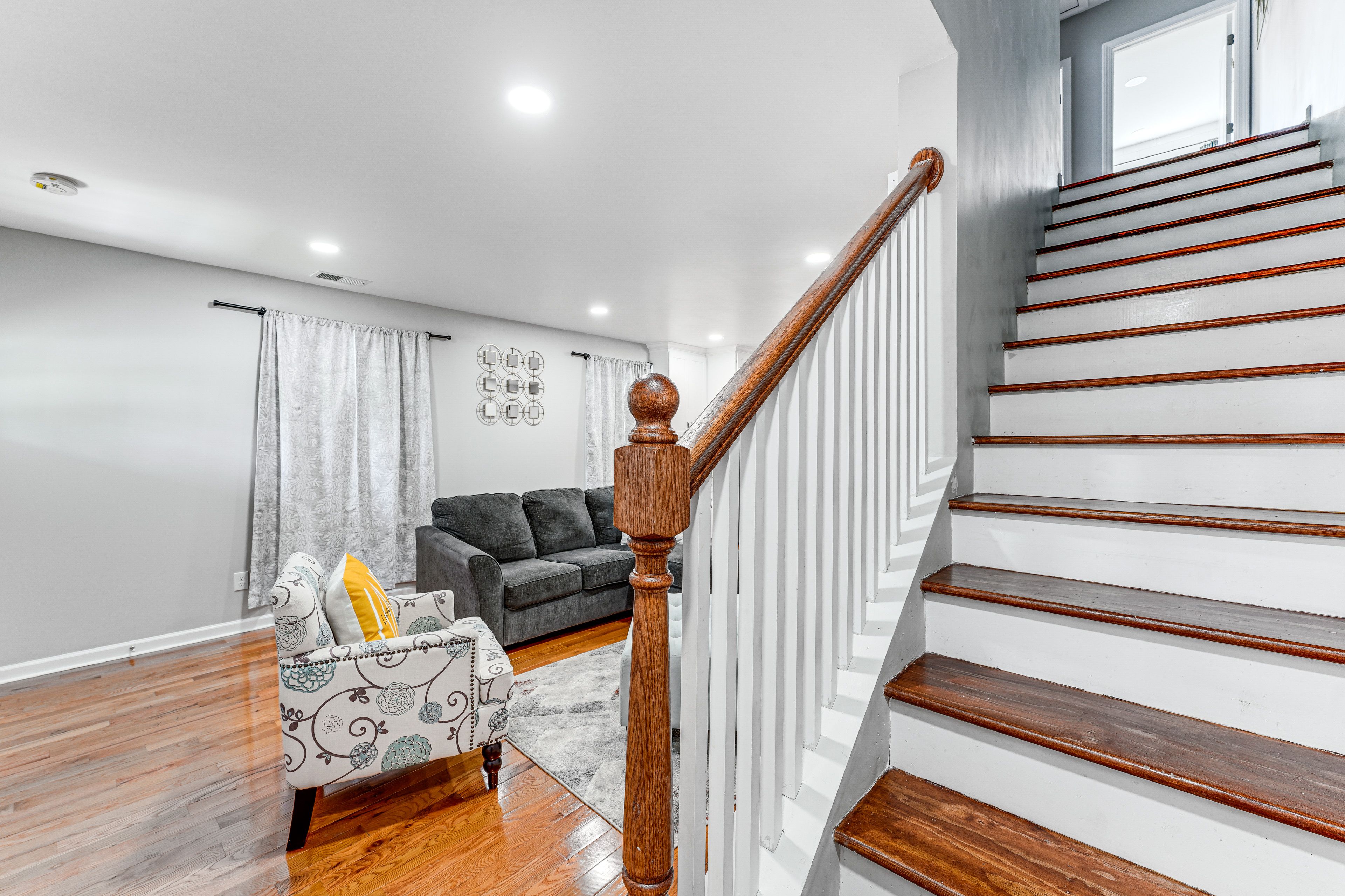 Stairs to 2nd Floor