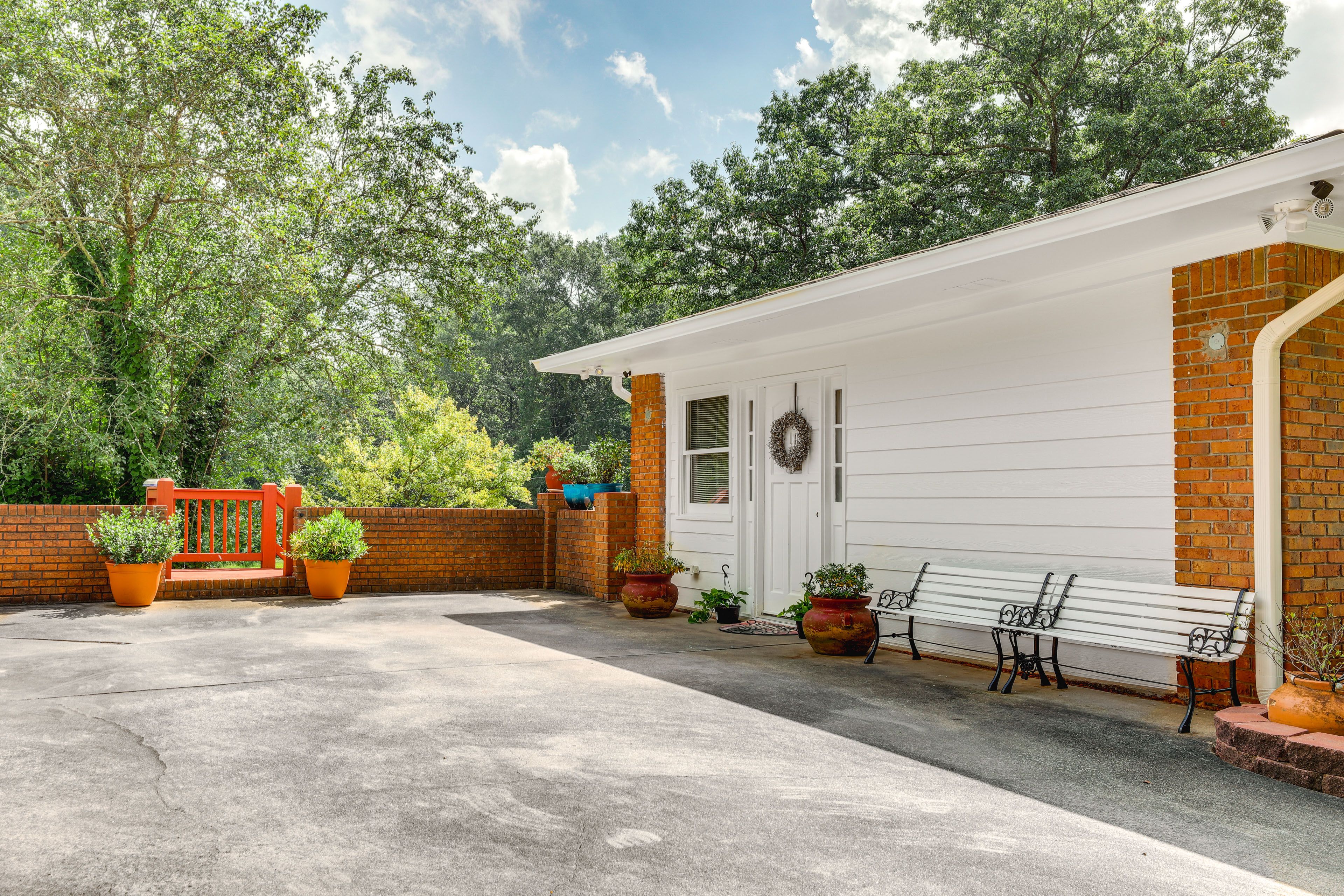 Stone Mountain Vacation Rental | Studio | 1BA | Step-Free Entry | 750 Sq Ft