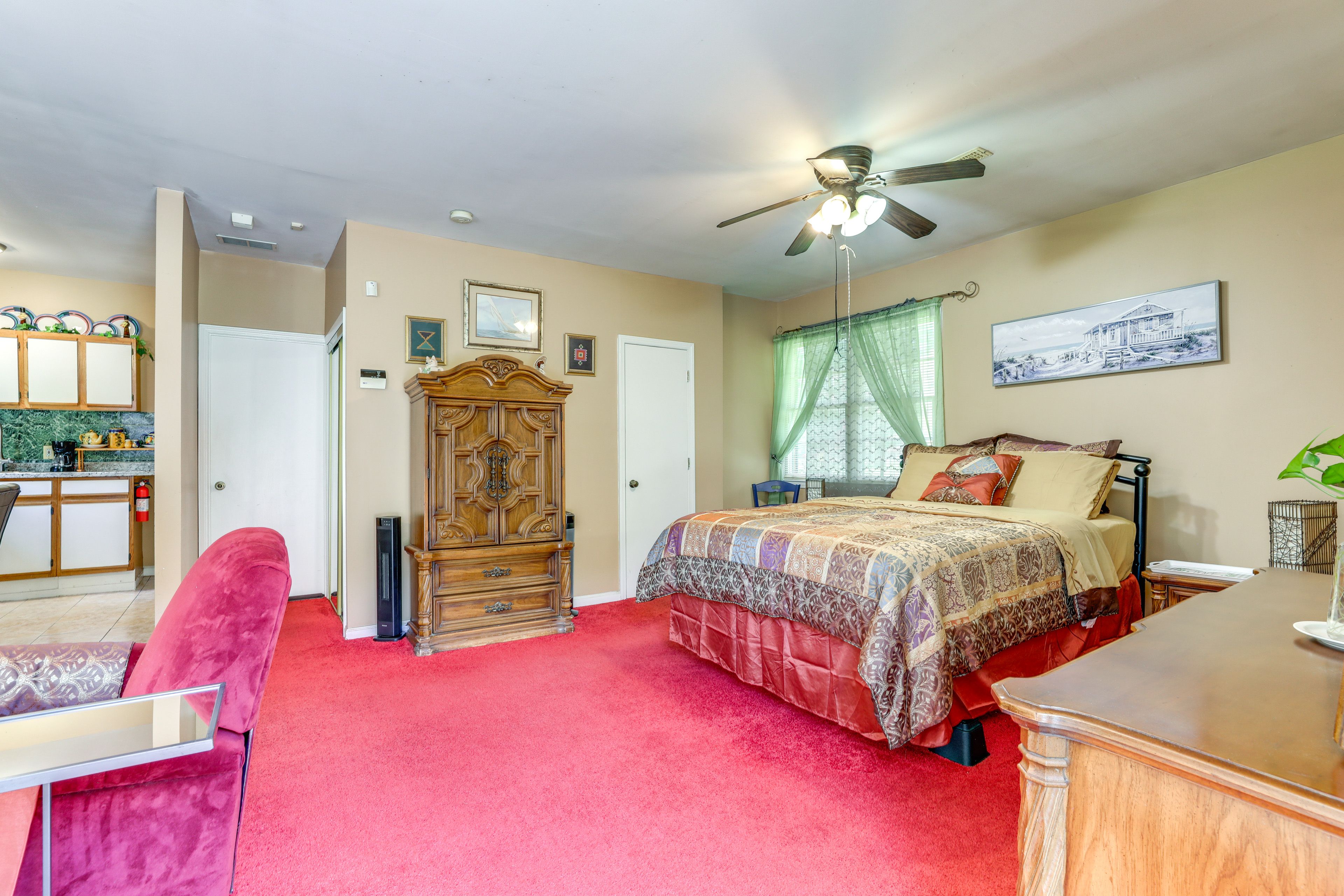 Studio | Sleeping Area | Queen Bed | Linens Provided