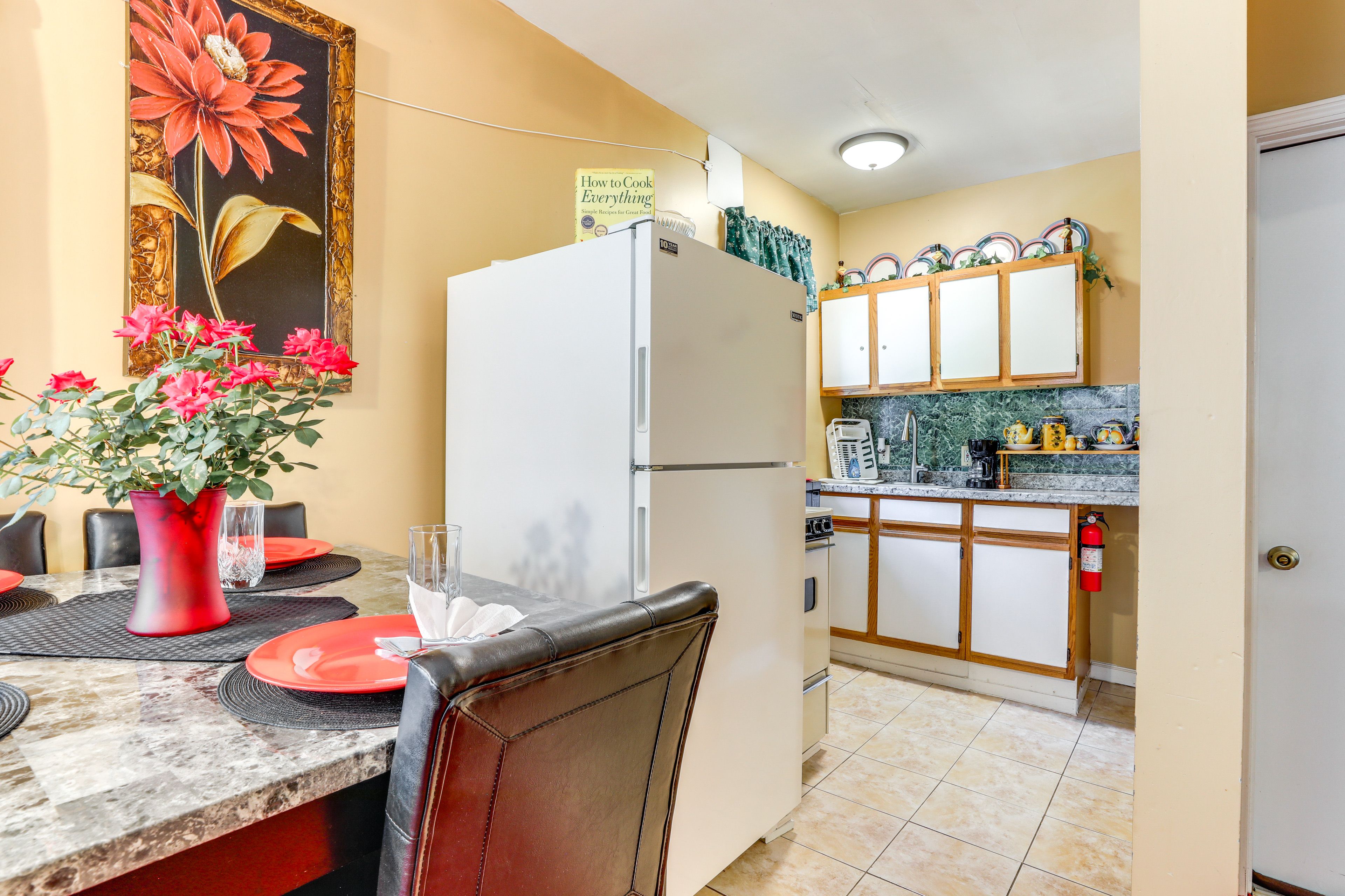Studio | Kitchenette | Drip Coffee Maker