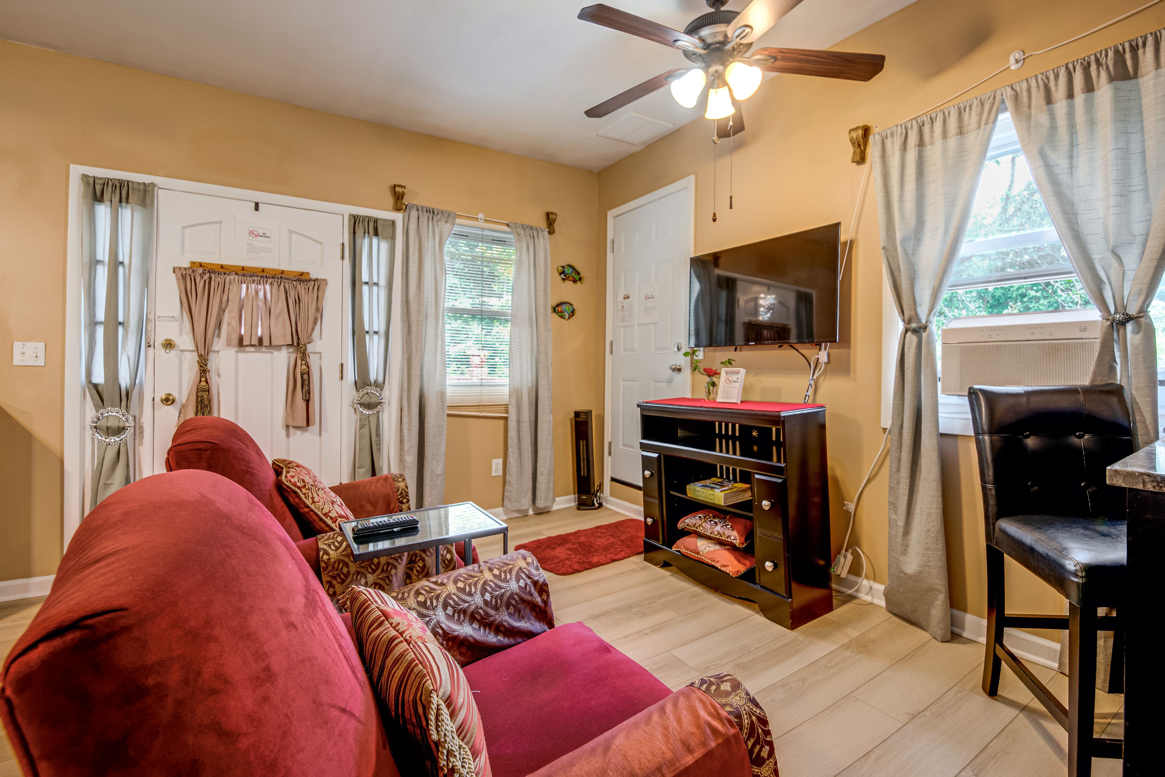 Studio | Living Area