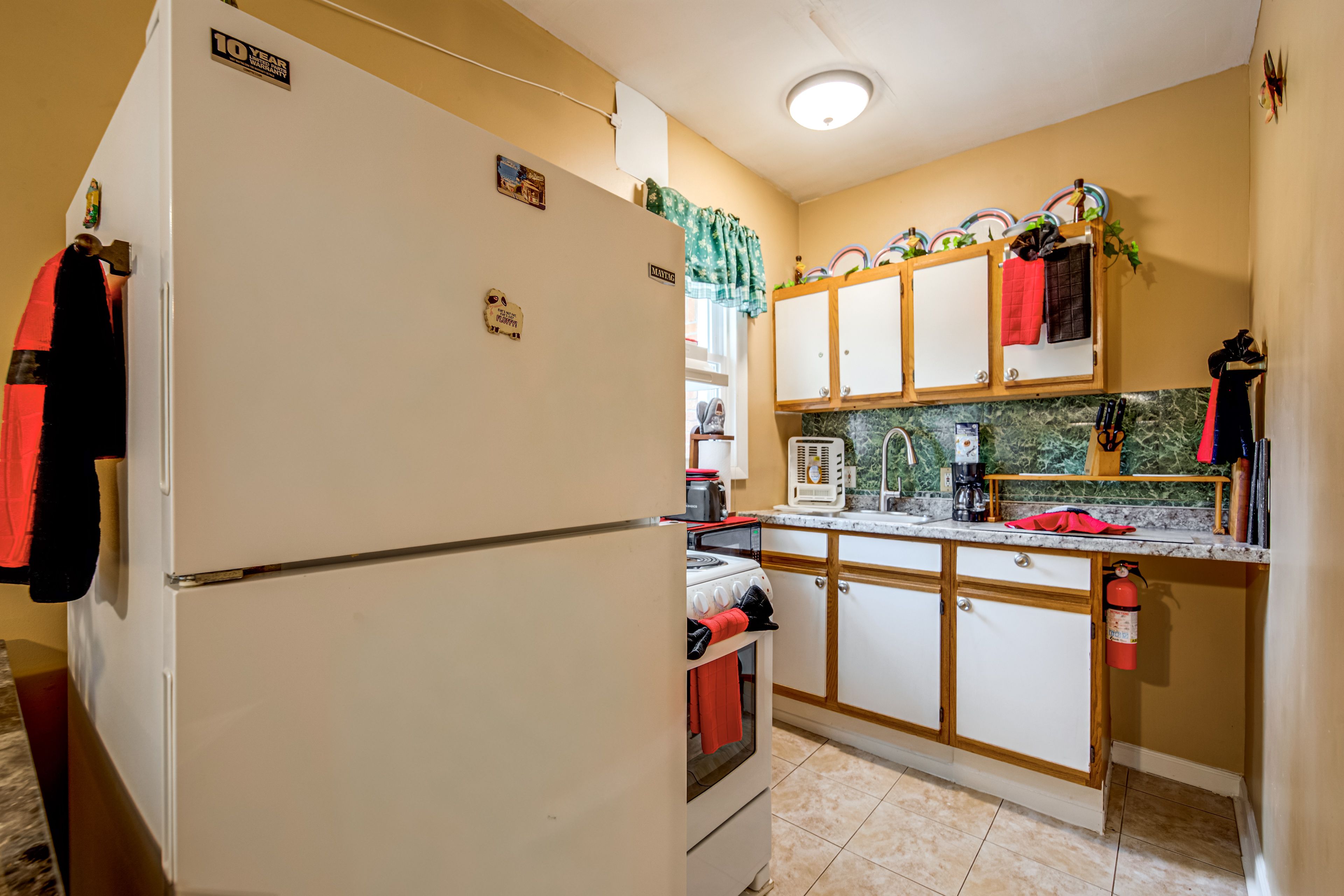 Studio | Kitchenette