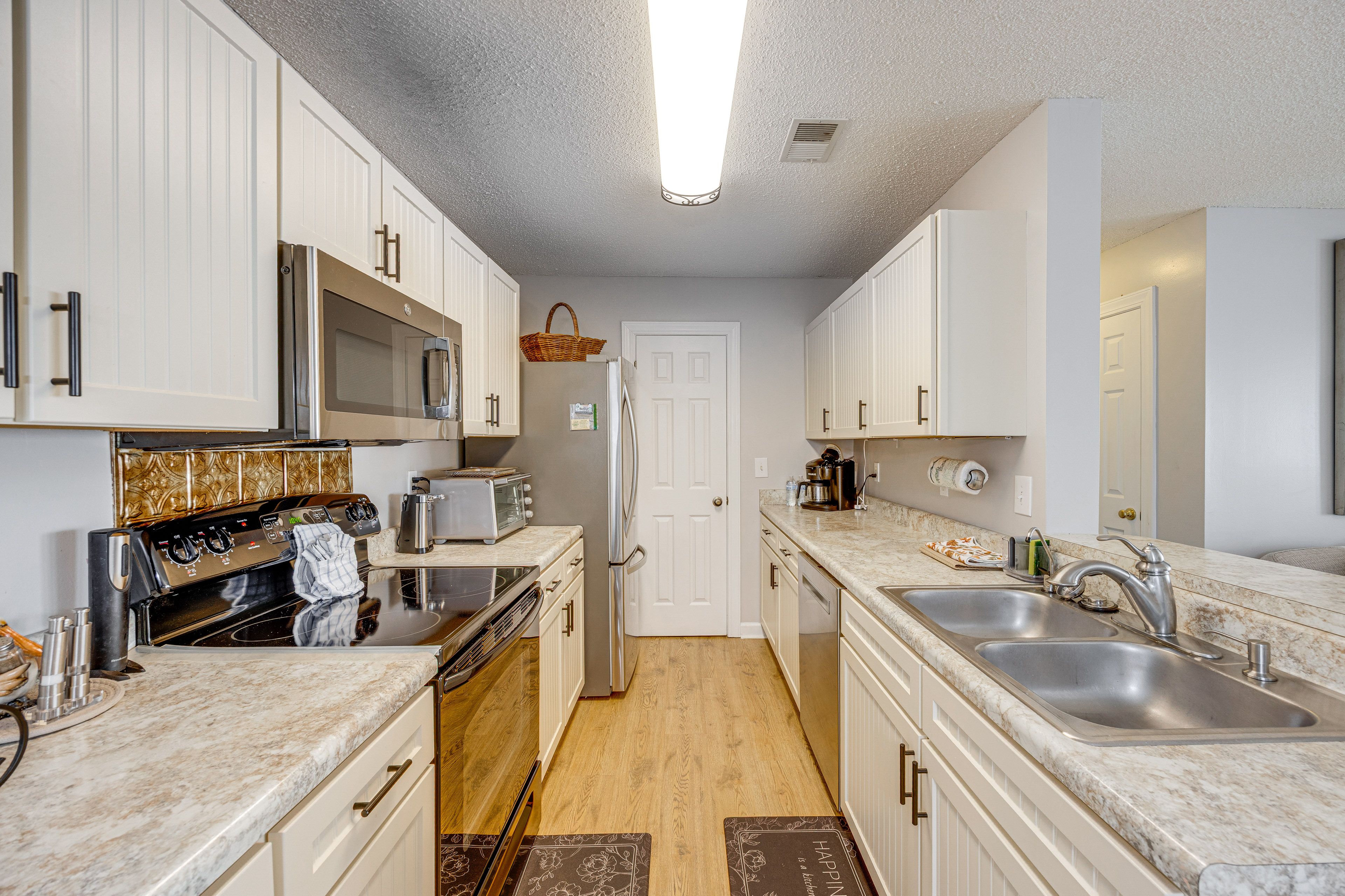 Kitchen | Cooking Basics | Drip & Keurig Coffee Makers