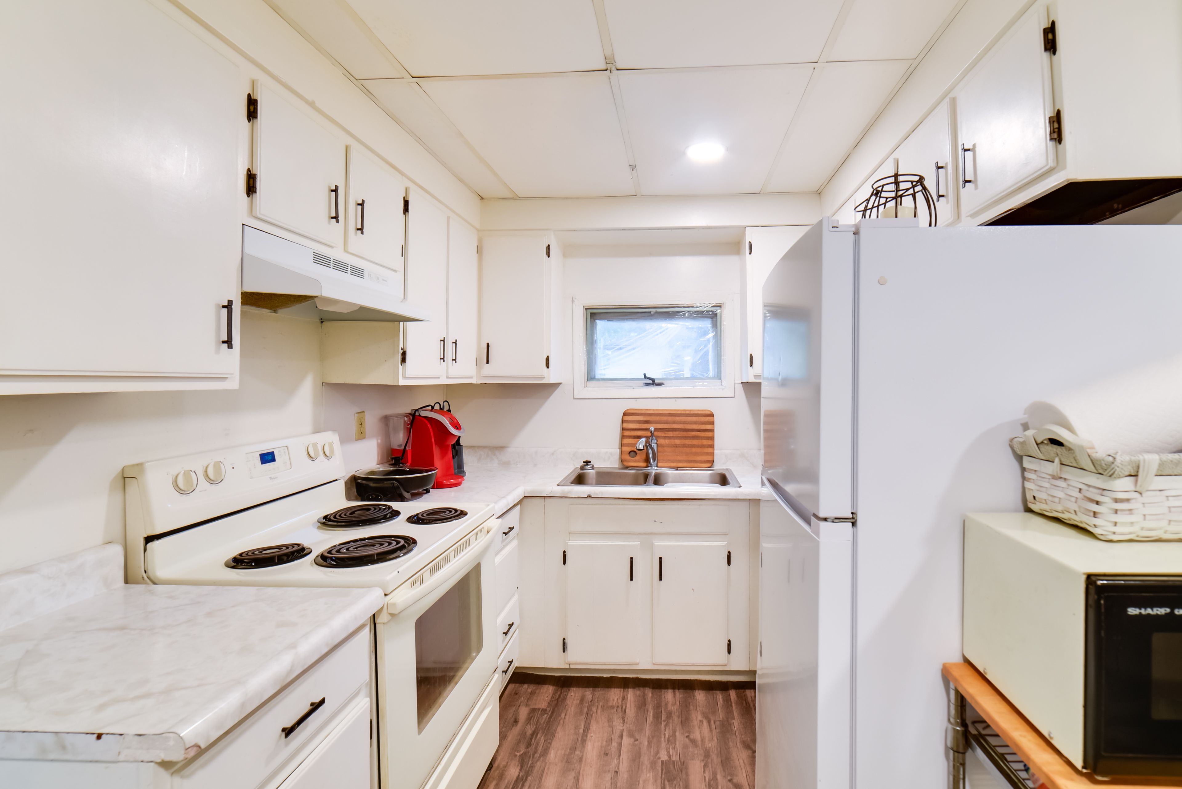 Kitchen | Toaster | Crockpot