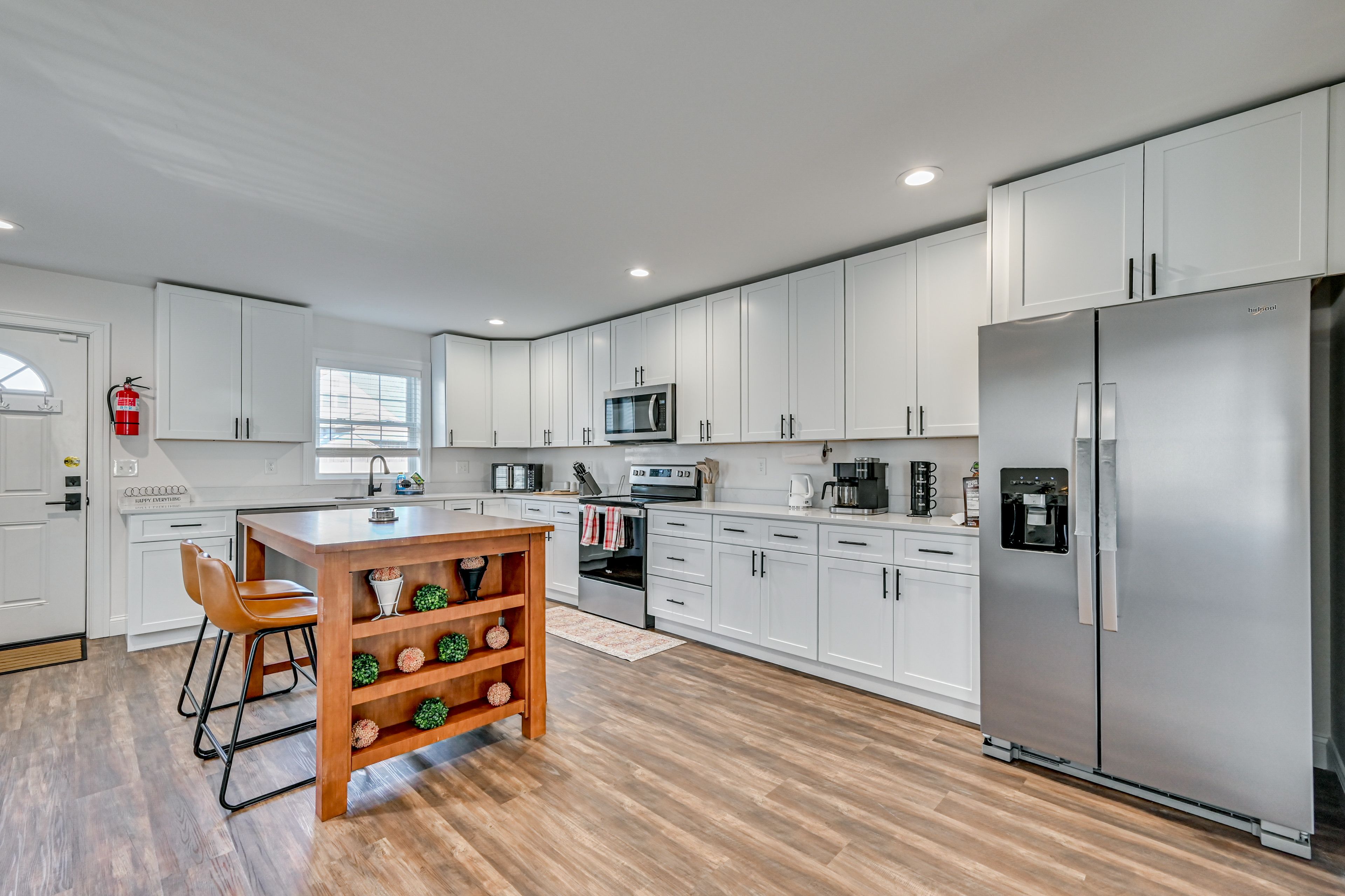 Kitchen | 1st Floor | Air Fryer | Workspace | Free WiFi