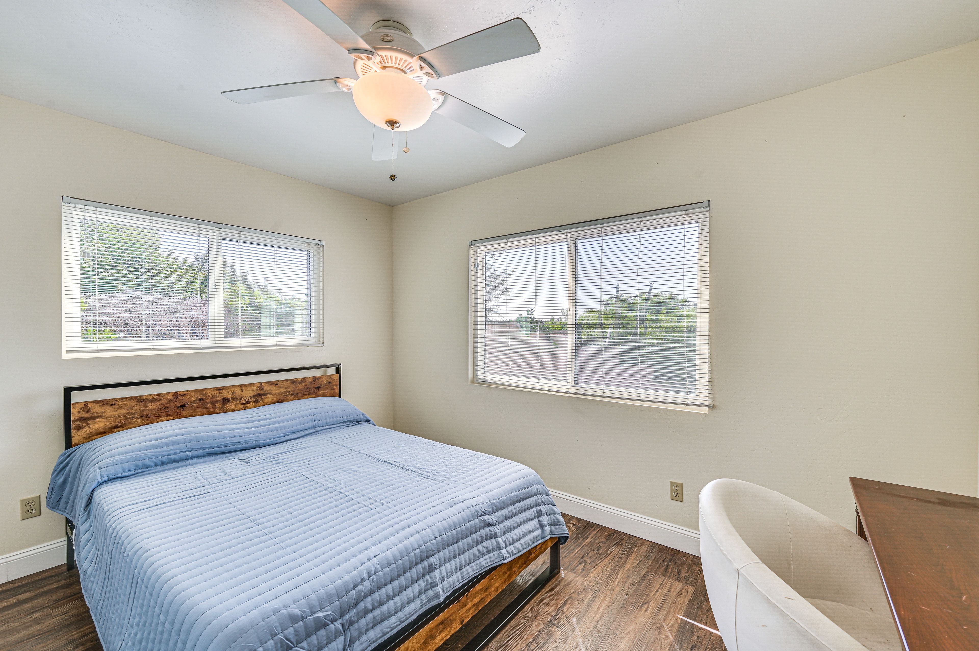 Bedroom 3 | Queen Bed