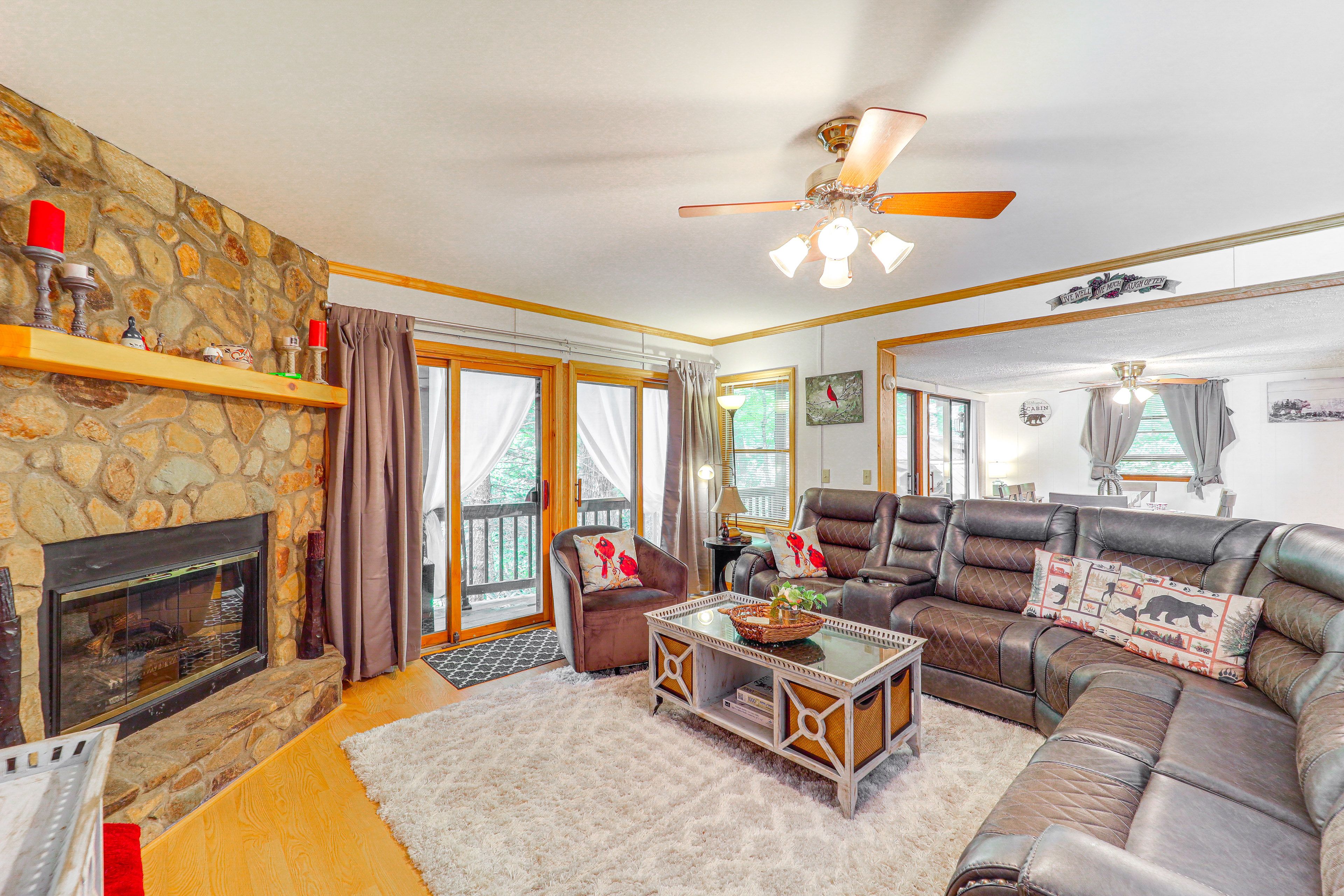 Newland Vacation Rental | 3BR | 2BA | 1,700 Sq Ft | 2 Steps Required