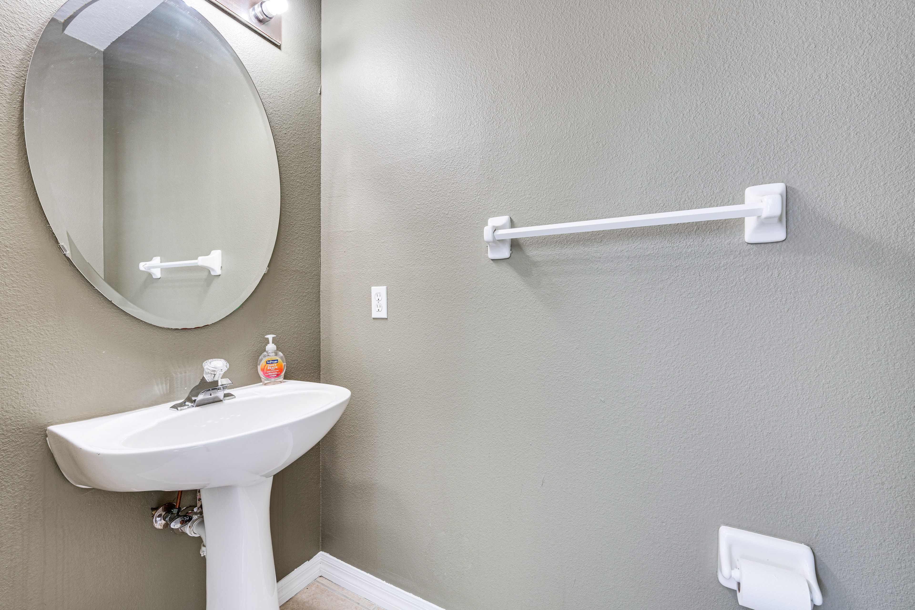 Half Bath | 1st Floor