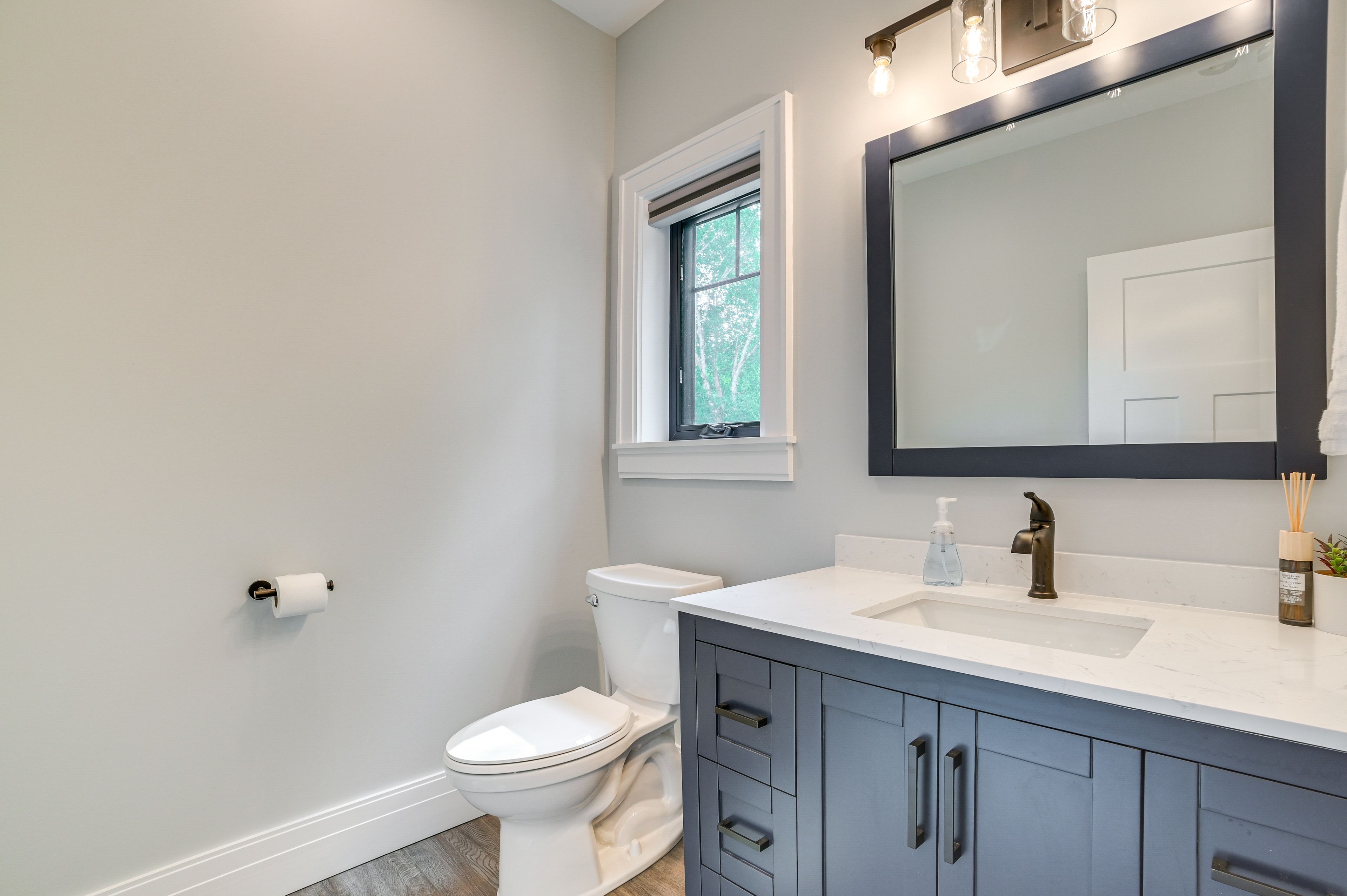 Half Bathroom | 1st Floor