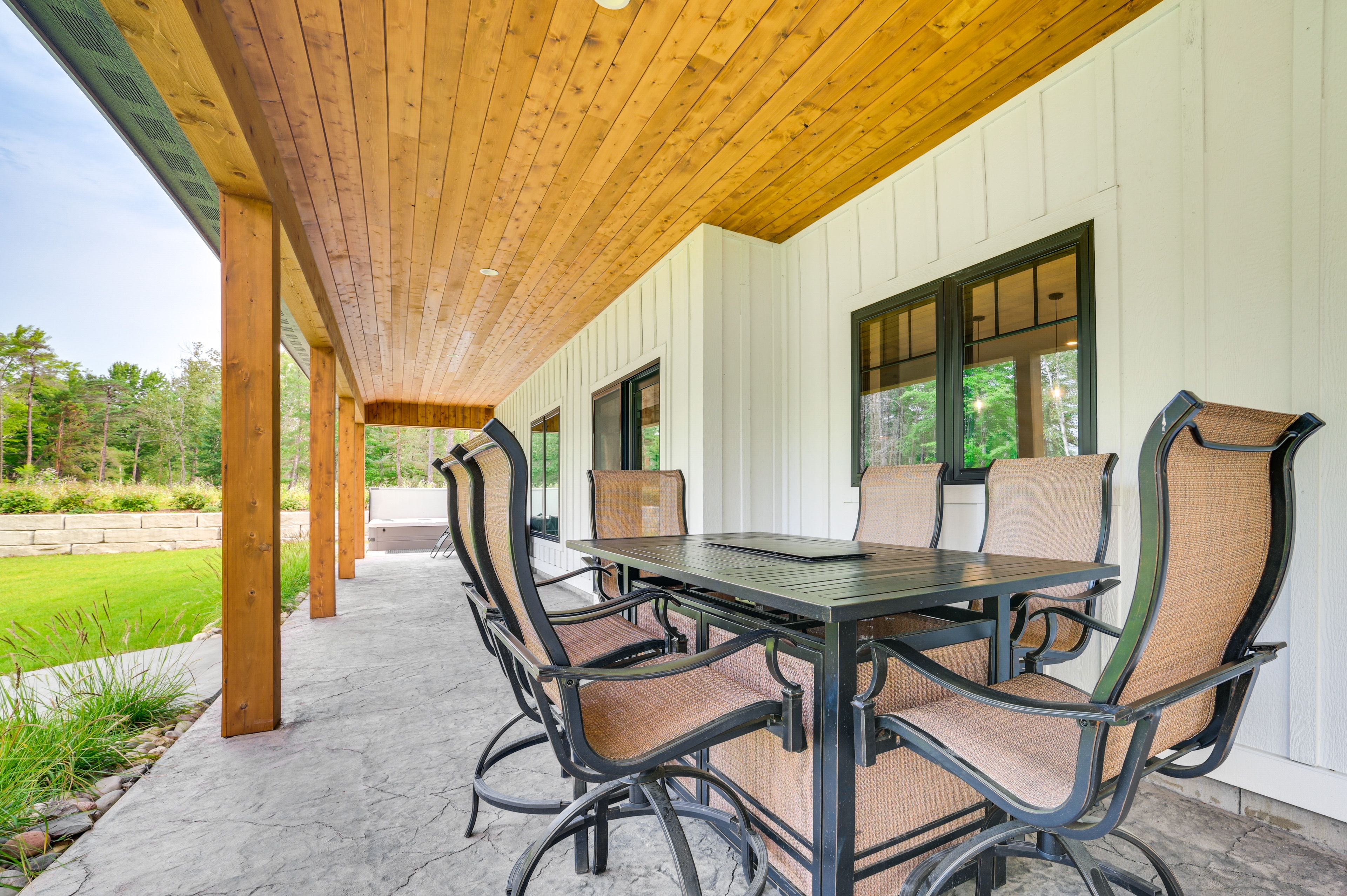Patio | Dining Area
